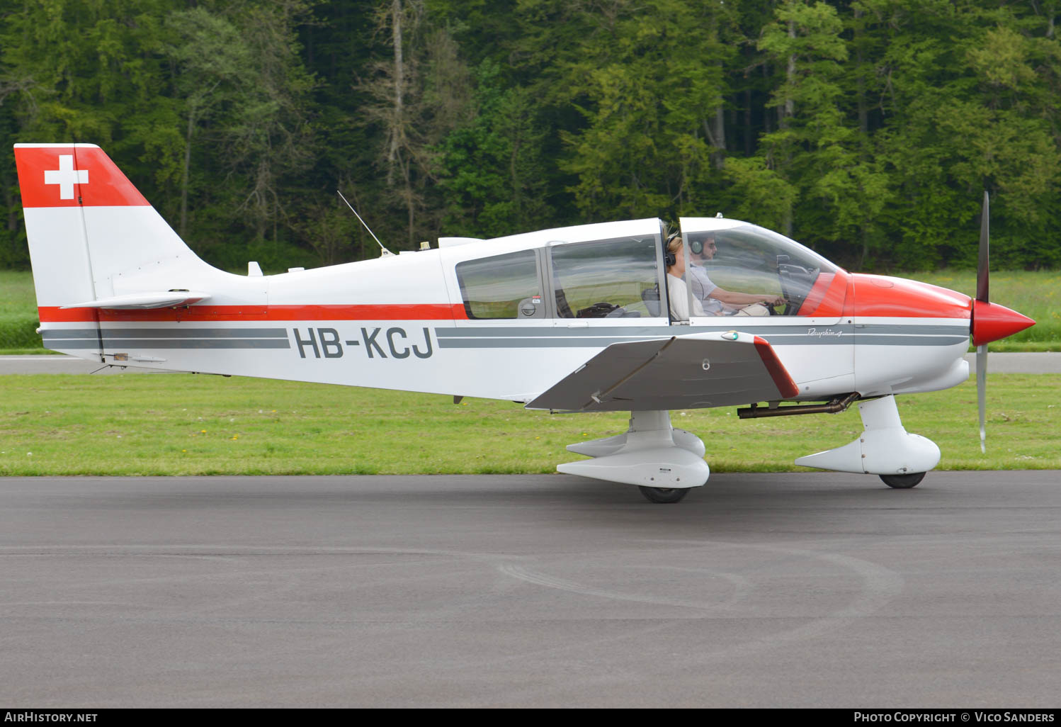 Aircraft Photo of HB-KCJ | Robin DR-400-140B | AirHistory.net #614548
