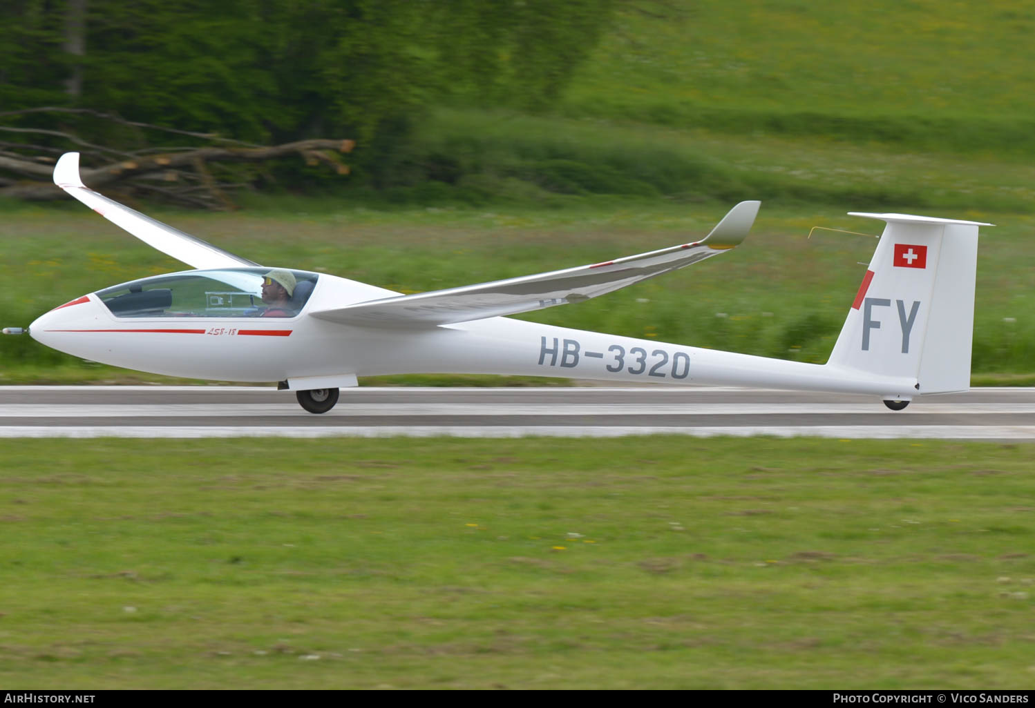 Aircraft Photo of HB-3320 | Rolladen-Schneider LS-8-18 | AirHistory.net #614560