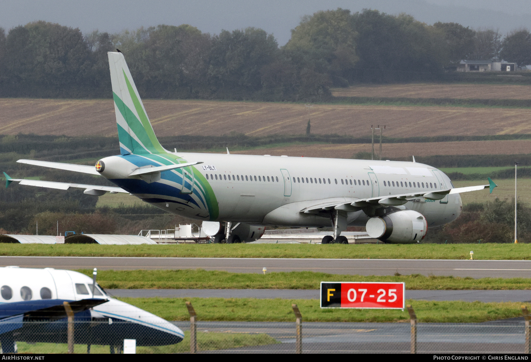 Aircraft Photo of LY-BLY | Airbus A321-231 | AirHistory.net #614564