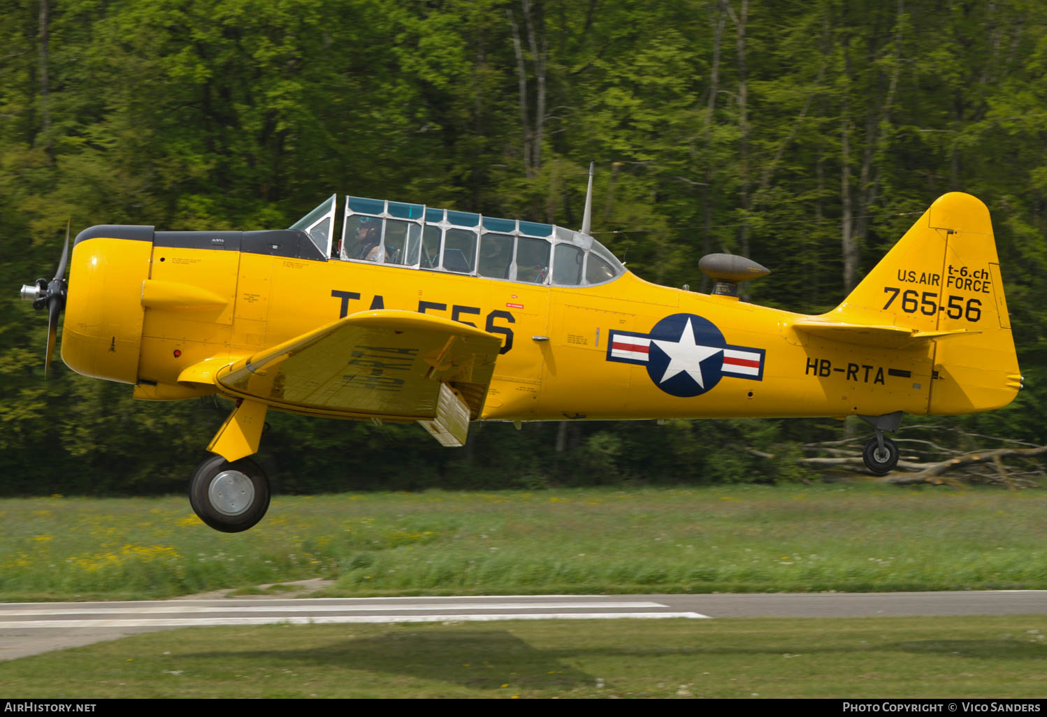 Aircraft Photo of HB-RTA / 76556 | North American AT-16 Harvard II | USA - Air Force | AirHistory.net #614592