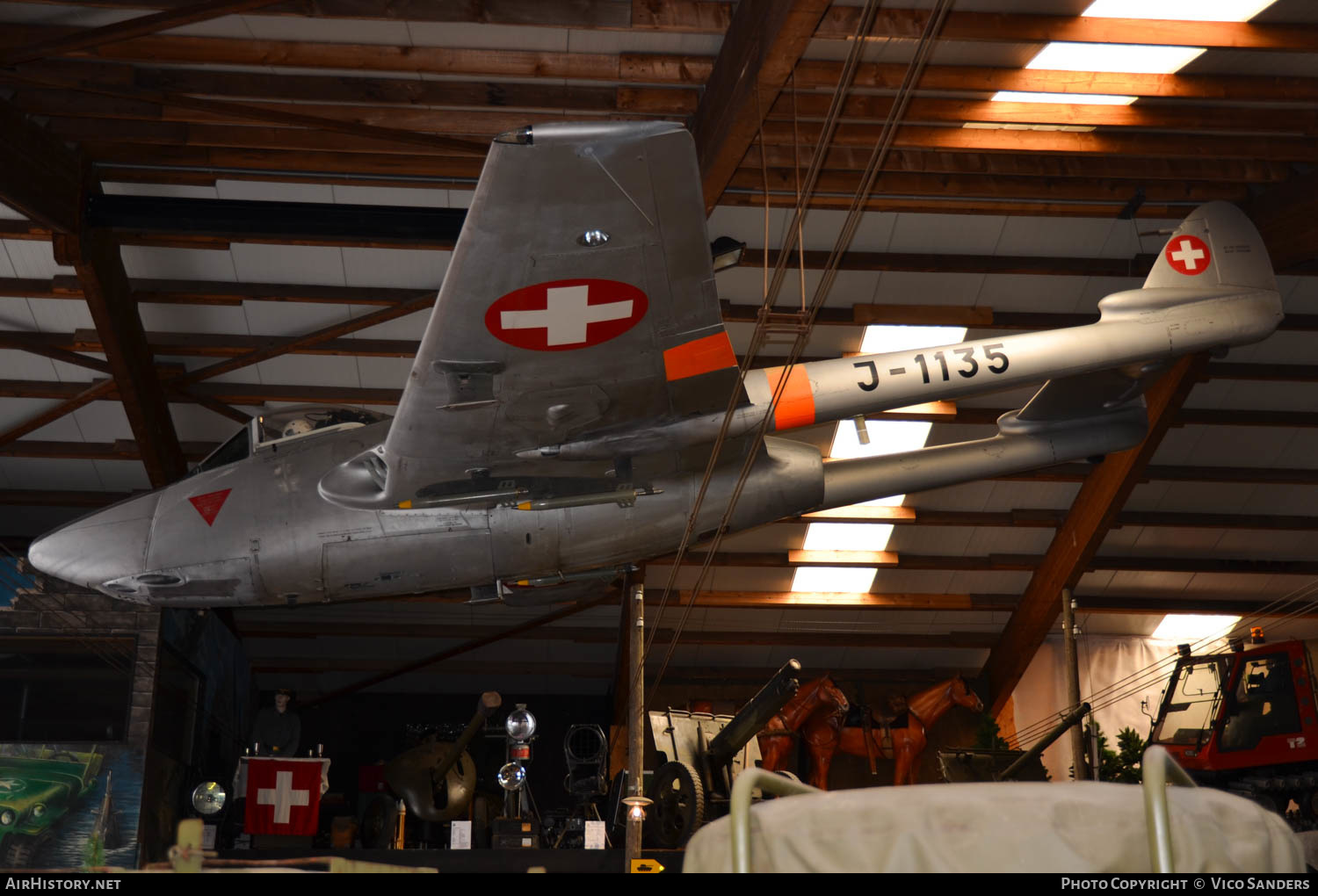 Aircraft Photo of J-1135 | De Havilland D.H. 100 Vampire FB6 | Switzerland - Air Force | AirHistory.net #614634