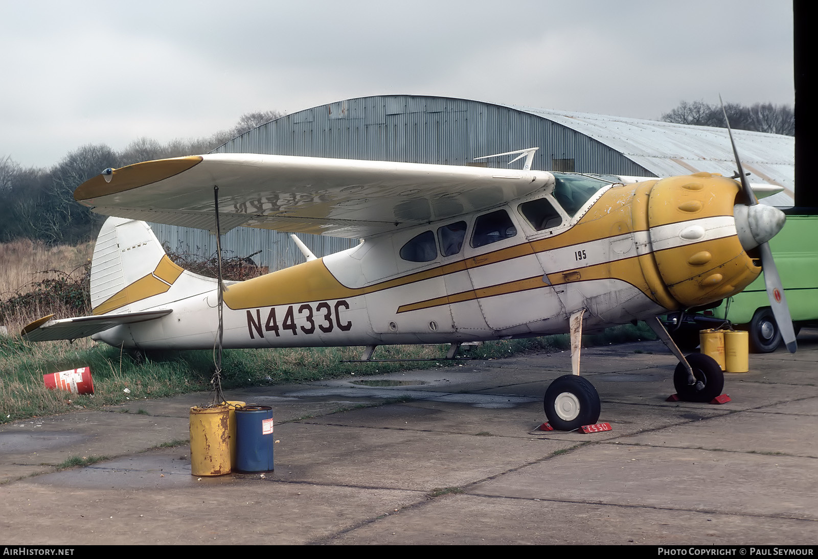 Aircraft Photo of N4433C | Cessna 195A | AirHistory.net #614674