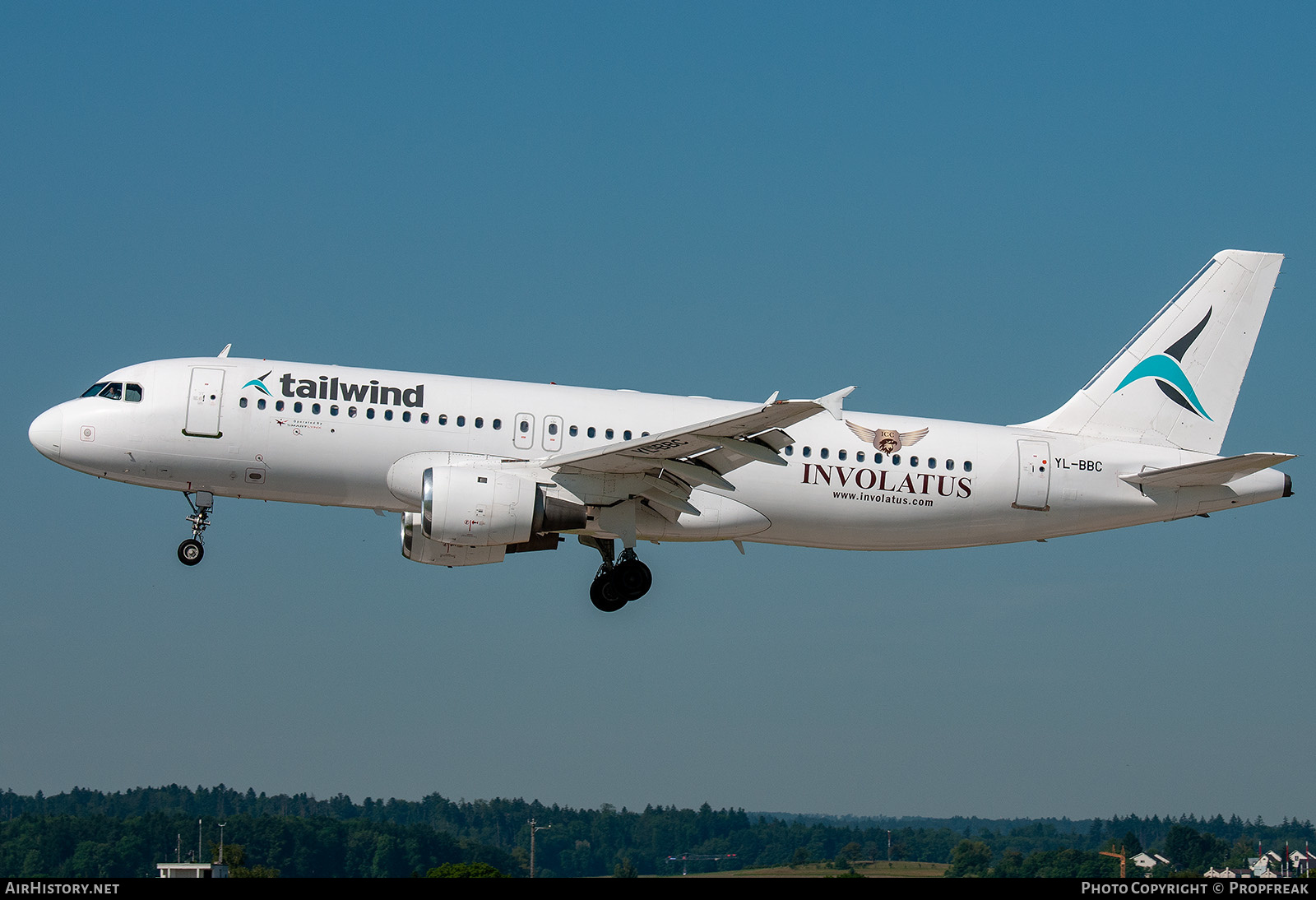 Aircraft Photo of YL-BBC | Airbus A320-211 | Tailwind Airlines | AirHistory.net #614711