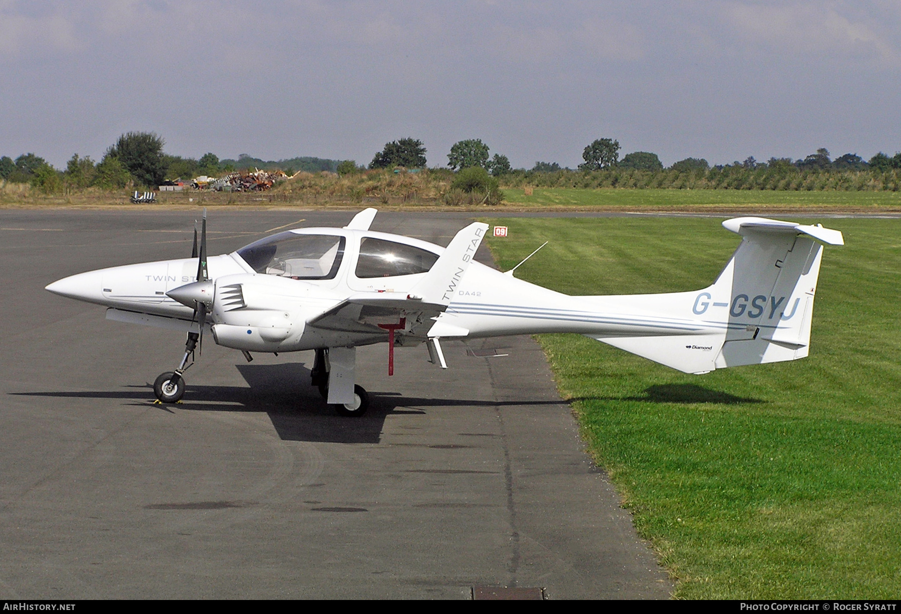 Aircraft Photo of G-GSYJ | Diamond DA42 Twin Star | AirHistory.net #614790