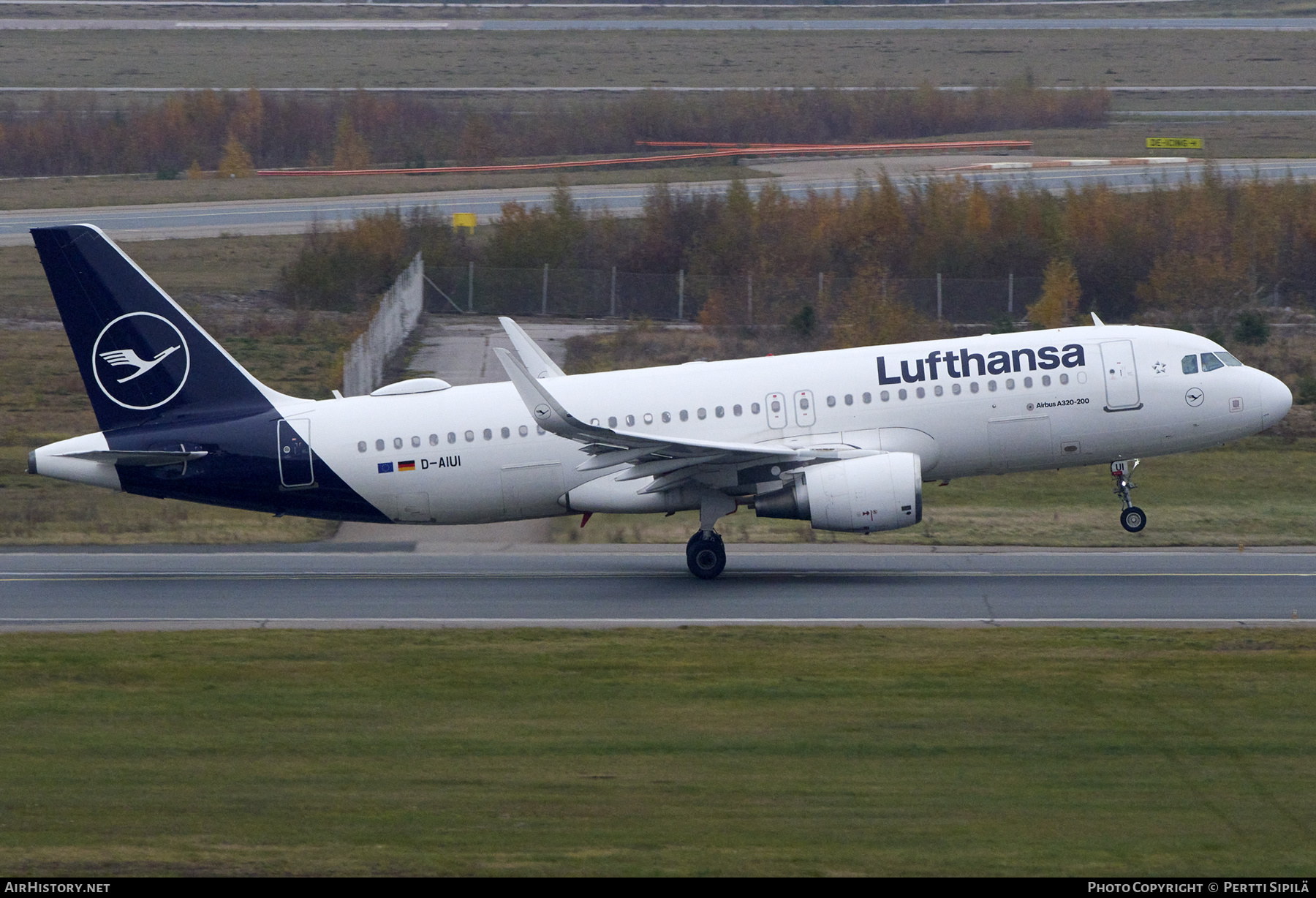 Aircraft Photo of D-AIUI | Airbus A320-214 | Lufthansa | AirHistory.net #614852