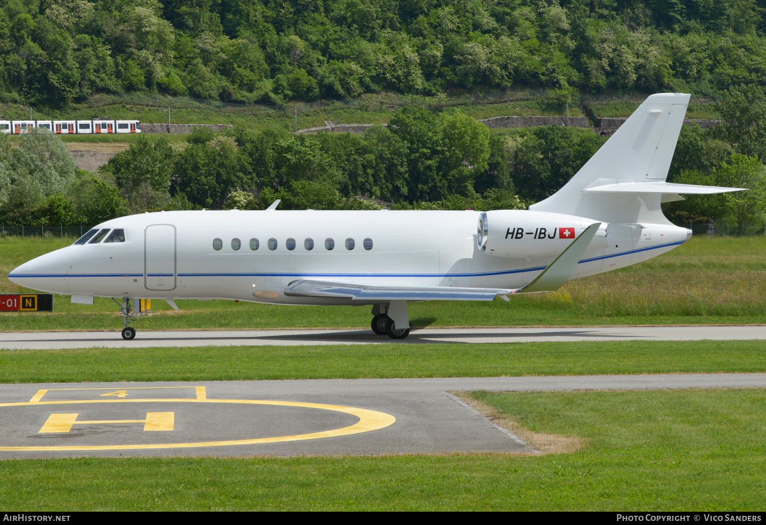 Aircraft Photo of HB-IBJ | Dassault Falcon 2000LX | AirHistory.net #614911