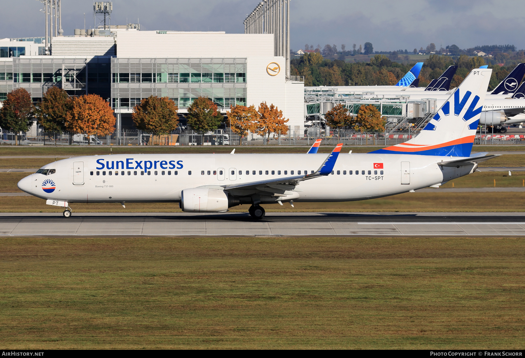 Aircraft Photo of TC-SPT | Boeing 737-8U3 | SunExpress | AirHistory.net #614917