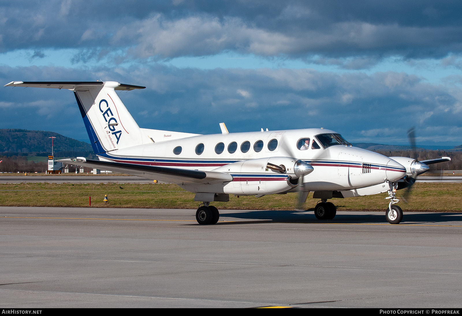 Aircraft Photo of G-CEGP | Beech 200 Super King Air | Cega Air Ambulance | AirHistory.net #615022
