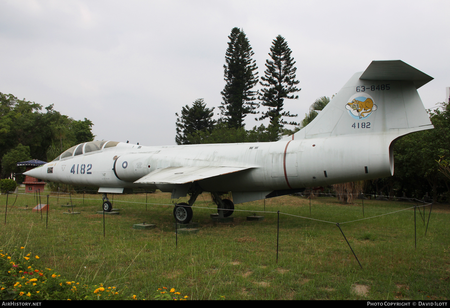 Aircraft Photo of 4182 | Lockheed TF-104G Starfighter | Taiwan - Air Force | AirHistory.net #615027