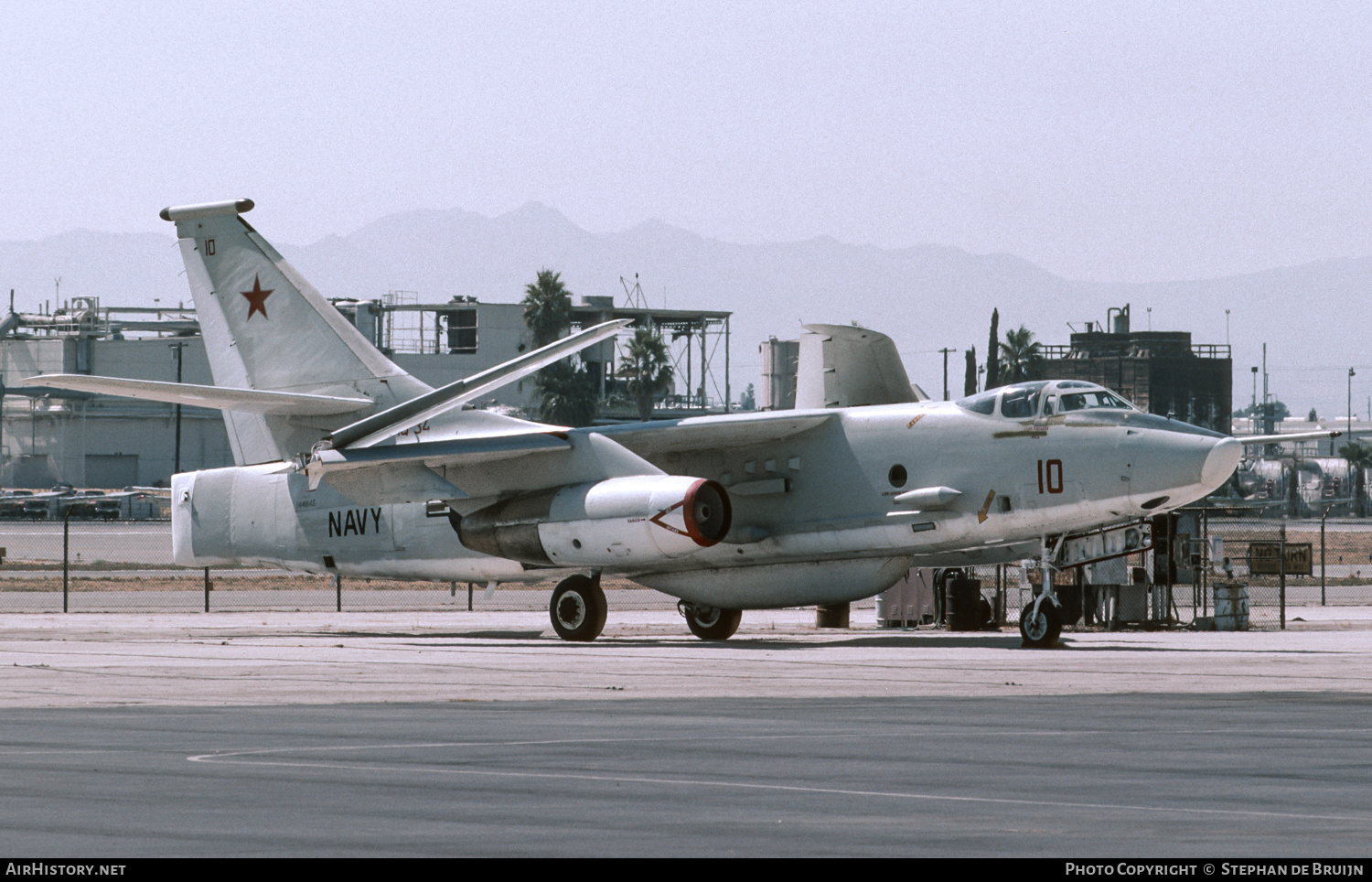 Aircraft Photo of 144846 | Douglas ERA-3B Skywarrior | USA - Navy | AirHistory.net #615043