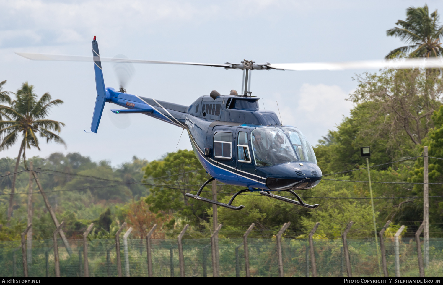 Aircraft Photo of SHT-556 | Bell 206B-3 JetRanger III | Sri Lanka - Air Force | AirHistory.net #615044