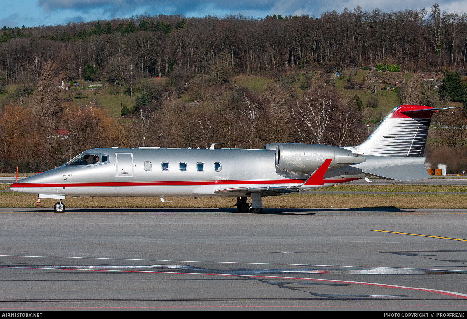 Aircraft Photo of M-URAL | Learjet 60XR | AirHistory.net #615052