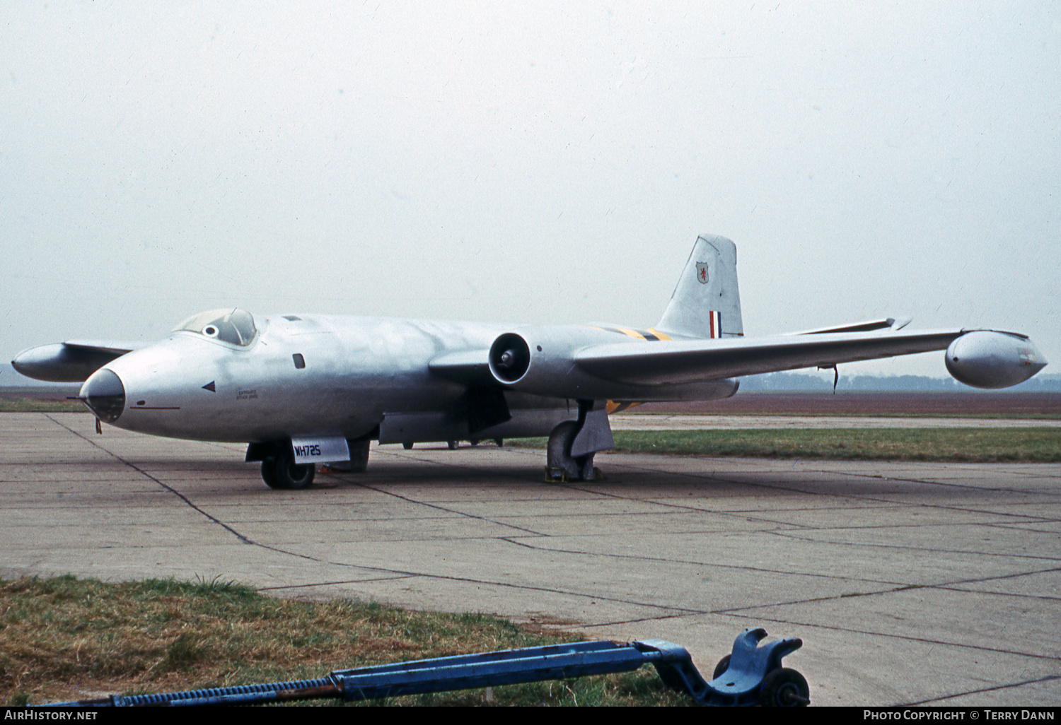 Aircraft Photo of WH725 | English Electric Canberra B2 | UK - Air Force | AirHistory.net #615108