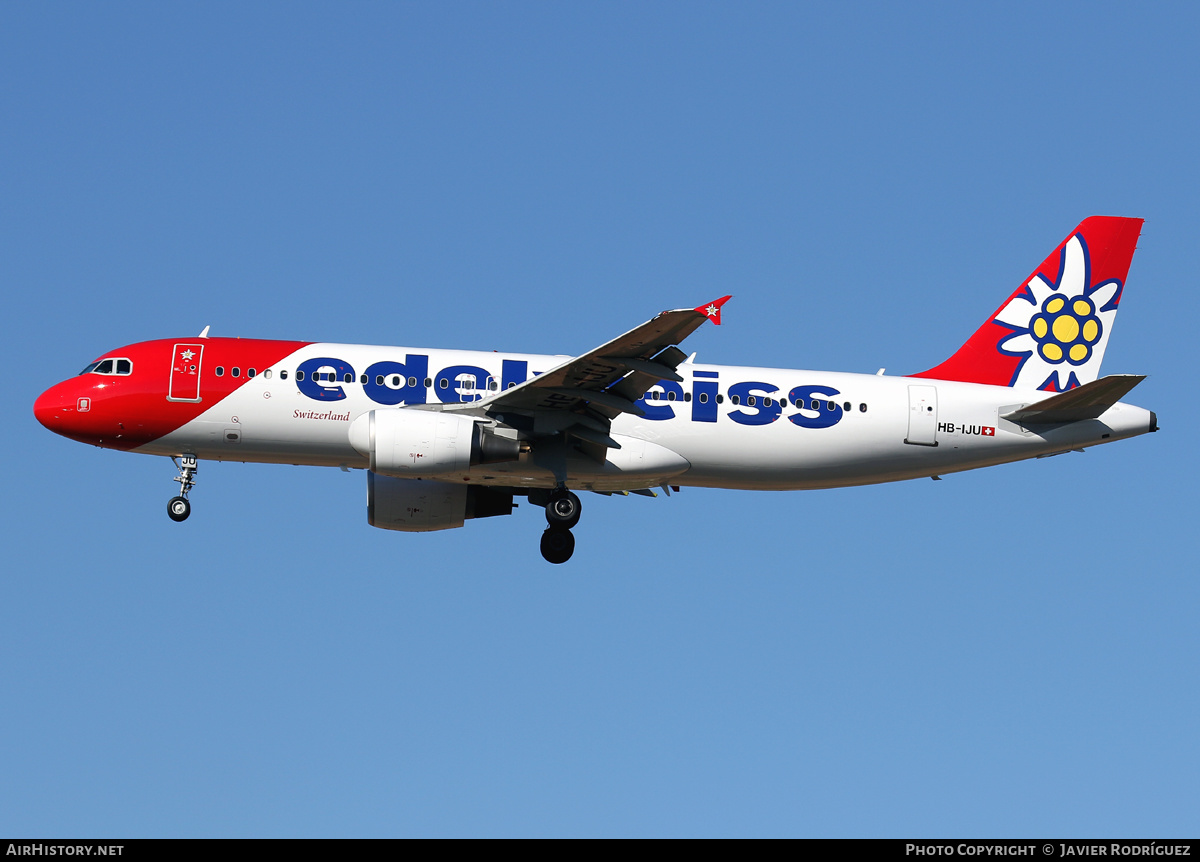 Aircraft Photo of HB-IJU | Airbus A320-214 | Edelweiss Air | AirHistory.net #615146