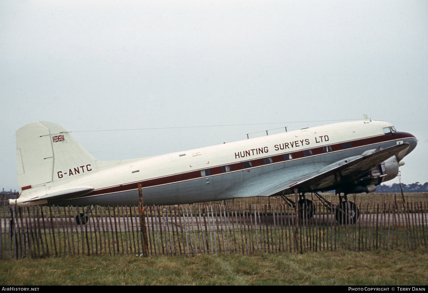 Aircraft Photo of G-ANTC | Douglas C-47B Skytrain | Hunting Surveys | AirHistory.net #615174