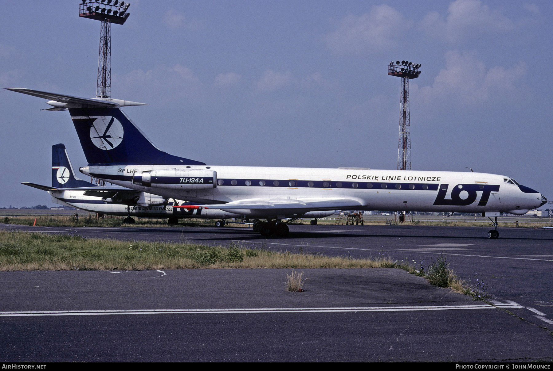 Aircraft Photo of SP-LHE | Tupolev Tu-134A | LOT Polish Airlines - Polskie Linie Lotnicze | AirHistory.net #615201