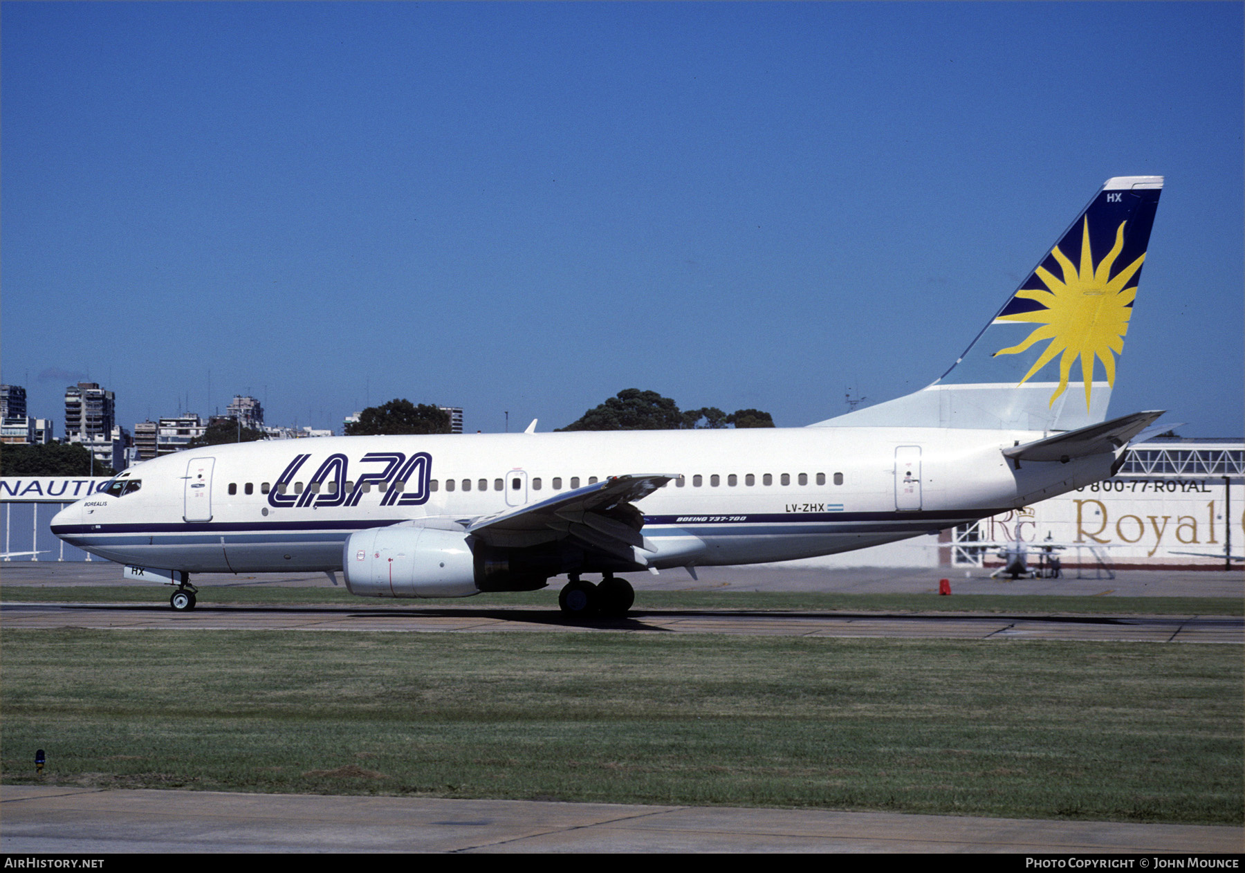 Aircraft Photo of LV-ZHX | Boeing 737-76N | LAPA - Líneas Aéreas Privadas Argentinas | AirHistory.net #615284