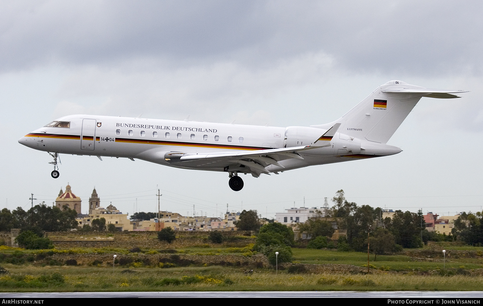 Aircraft Photo of 1404 | Bombardier Global 5000 (BD-700-1A11) | Germany - Air Force | AirHistory.net #615299