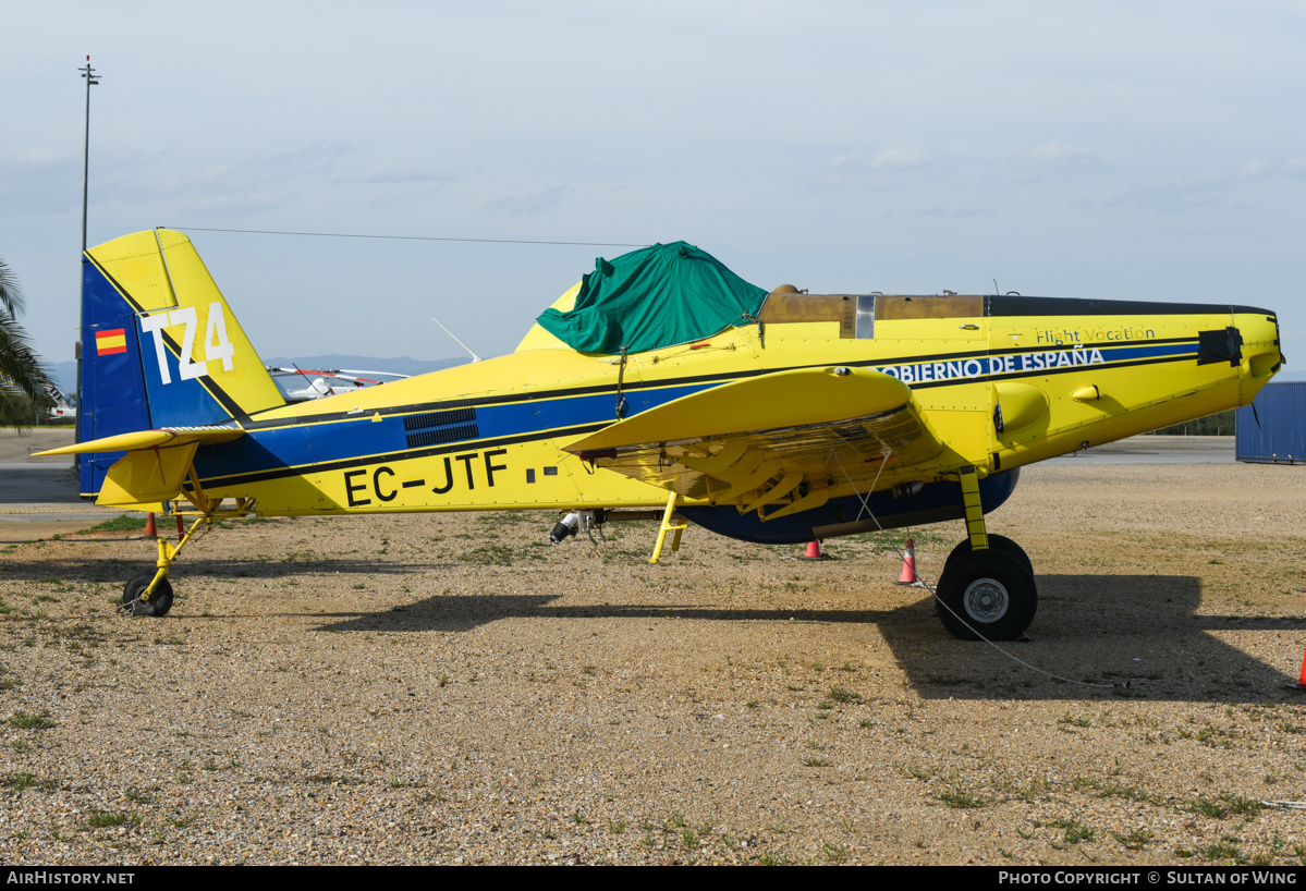 Aircraft Photo of EC-JTF | Air Tractor AT-802F (AT-802A) | Gobierno de España | AirHistory.net #615314