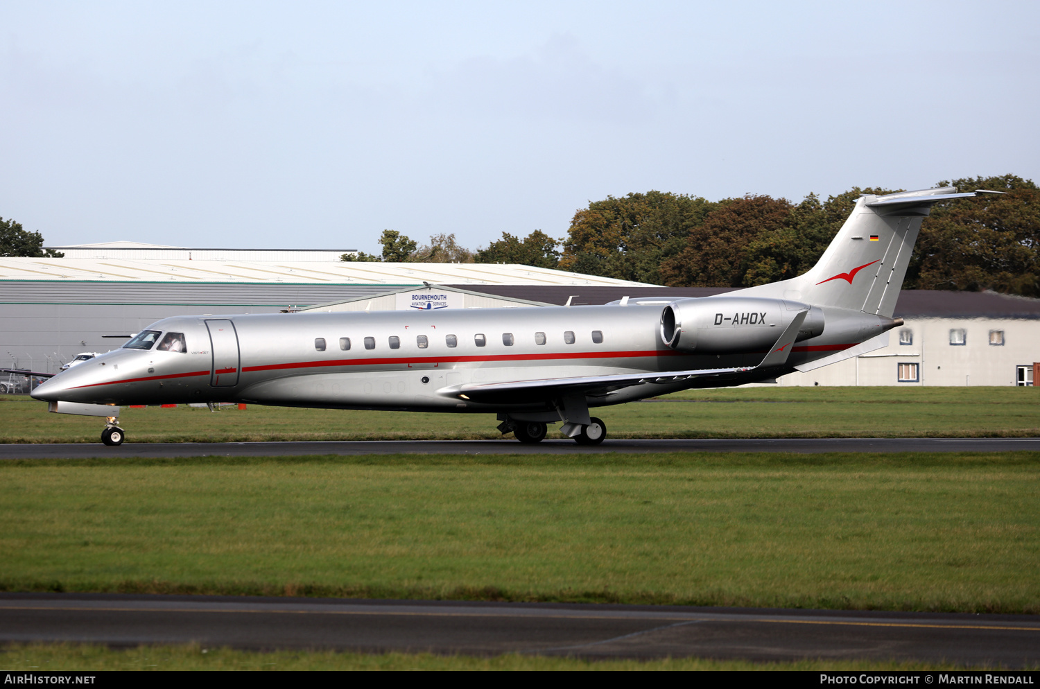 Aircraft Photo of D-AHOX | Embraer Legacy 650 (EMB-135BJ) | VistaJet | AirHistory.net #615444