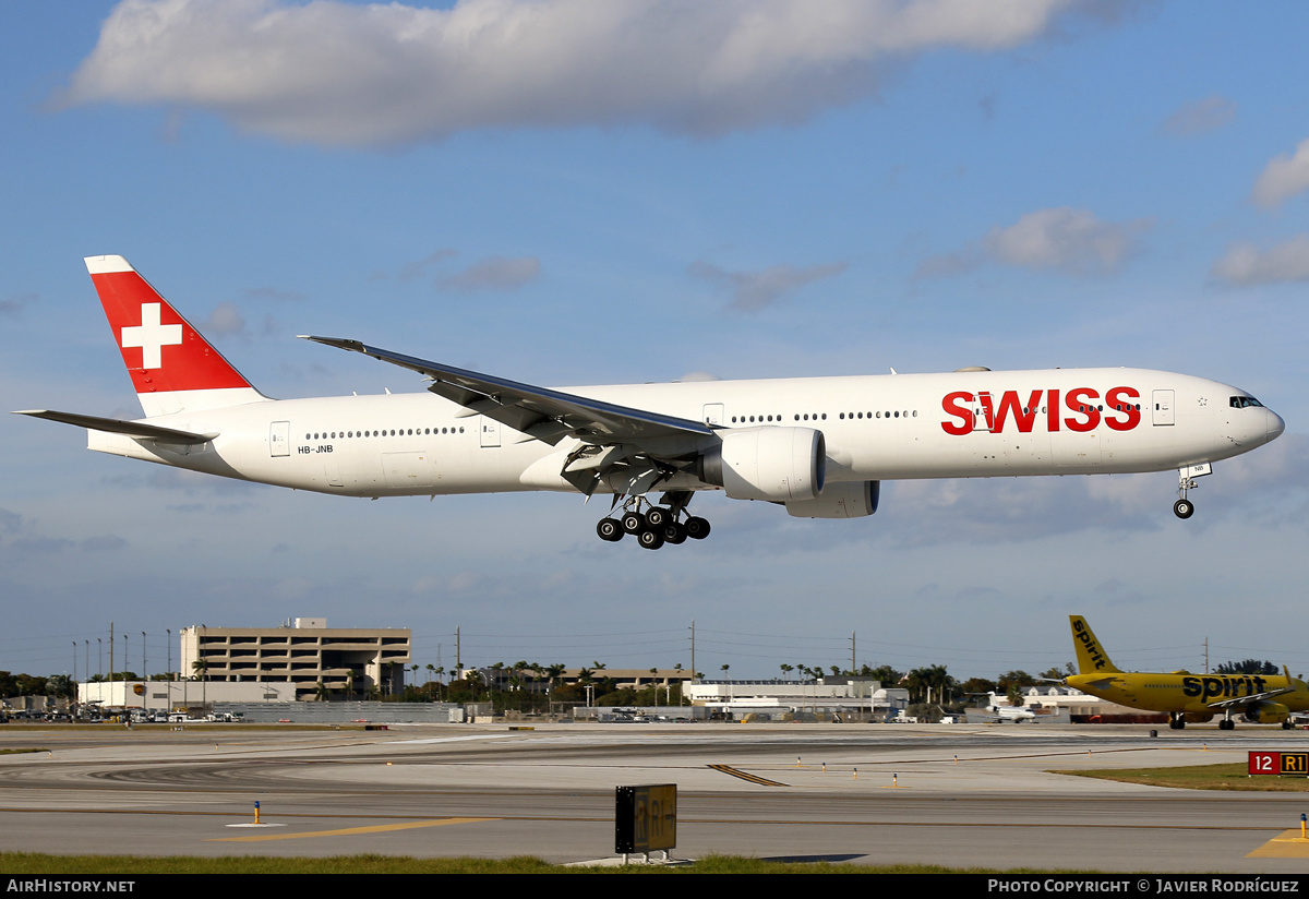 Aircraft Photo of HB-JNB | Boeing 777-3DE/ER | Swiss International Air Lines | AirHistory.net #615511