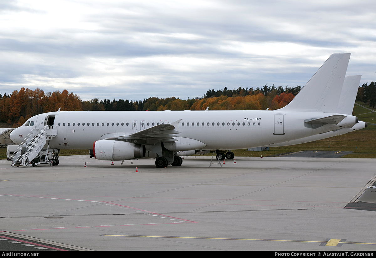 Aircraft Photo of YL-LDN | Airbus A320-232 | AirHistory.net #615518