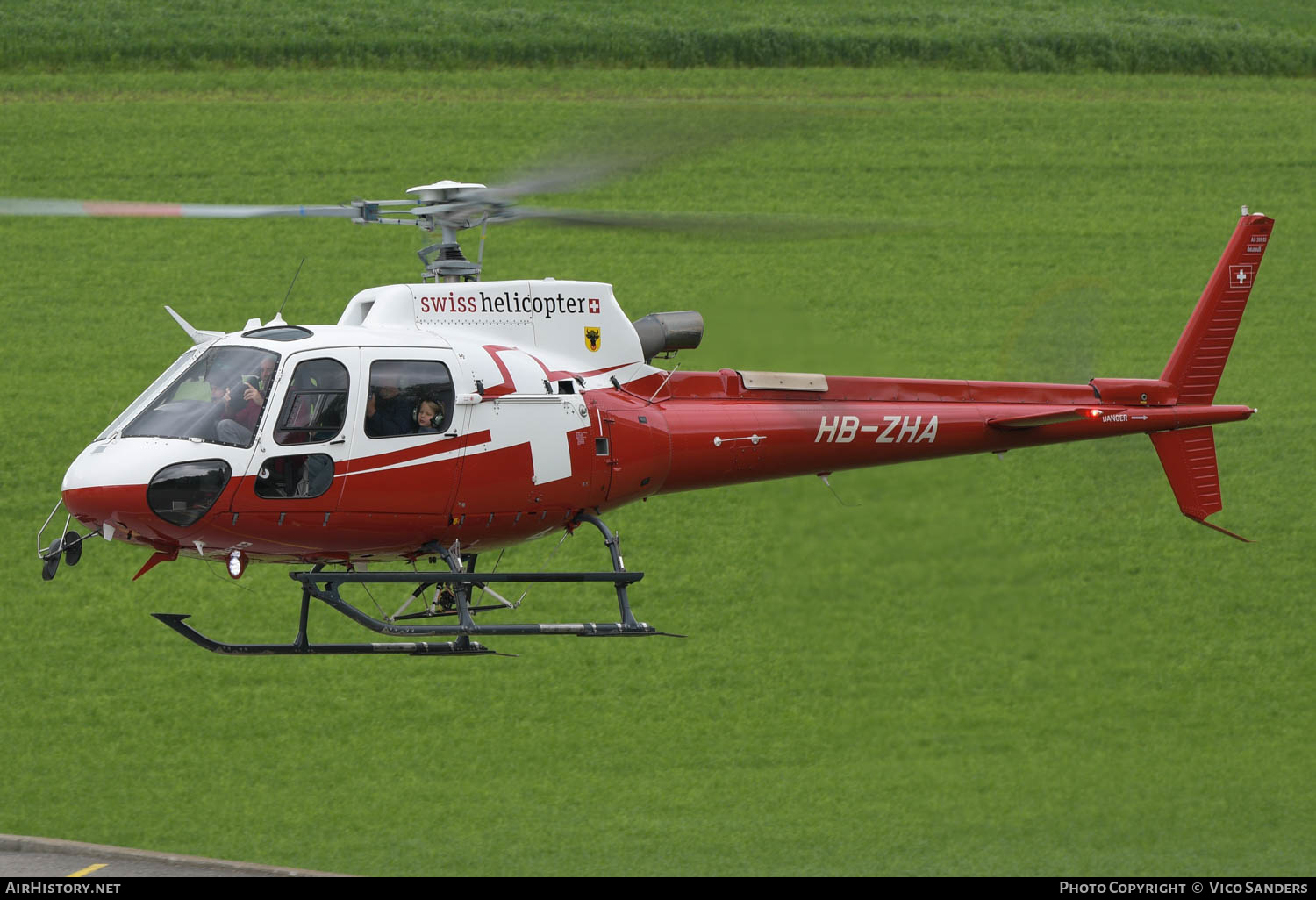 Aircraft Photo of HB-ZHA | Eurocopter AS-350B-3 Ecureuil | Swiss Helicopter | AirHistory.net #615591