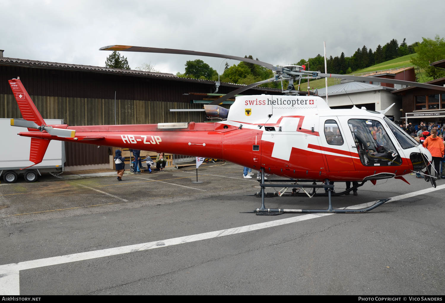Aircraft Photo of HB-ZJP | Eurocopter AS-350B-3 Ecureuil | Swiss Helicopter | AirHistory.net #615625
