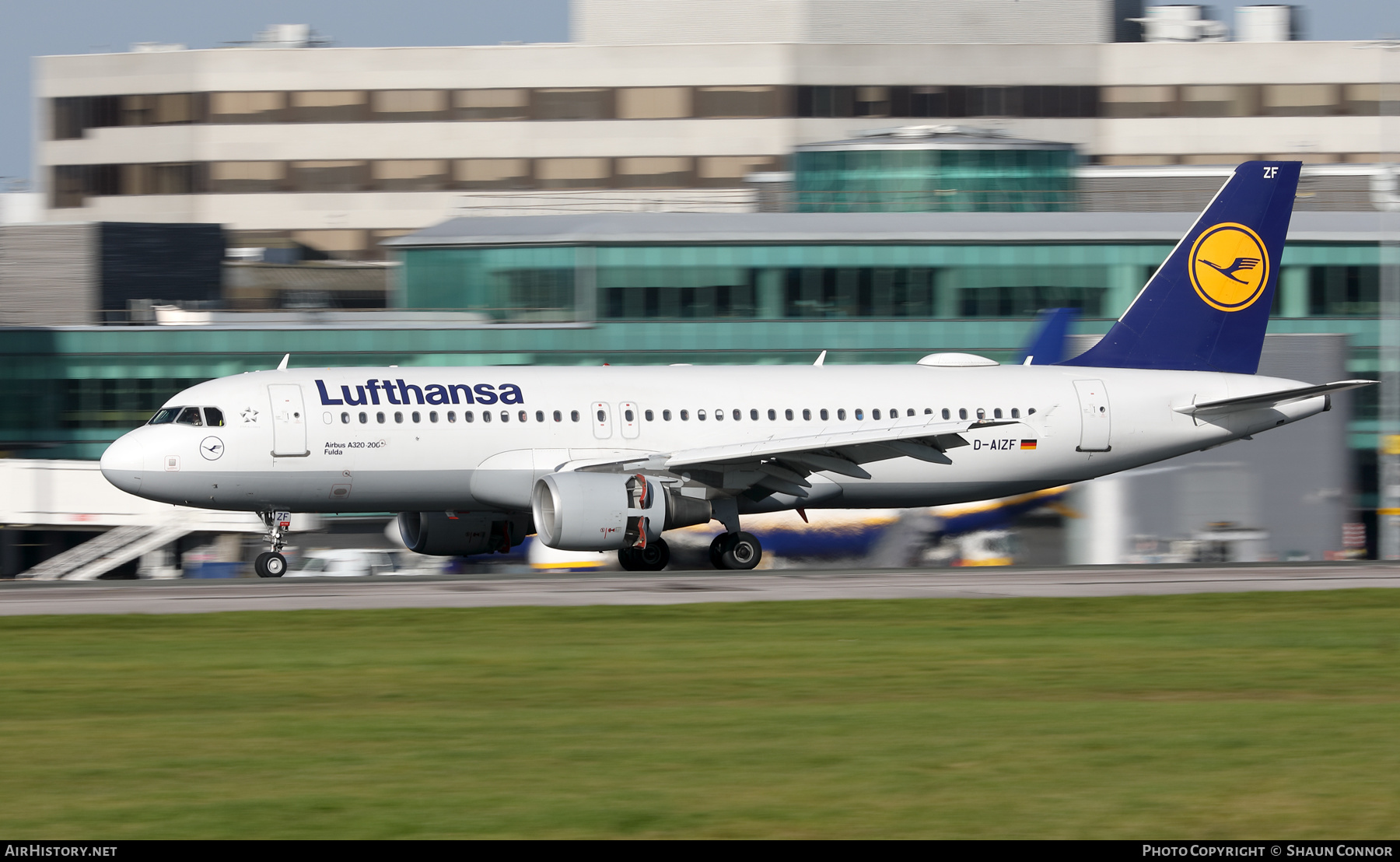 Aircraft Photo of D-AIZF | Airbus A320-214 | Lufthansa | AirHistory.net #615652