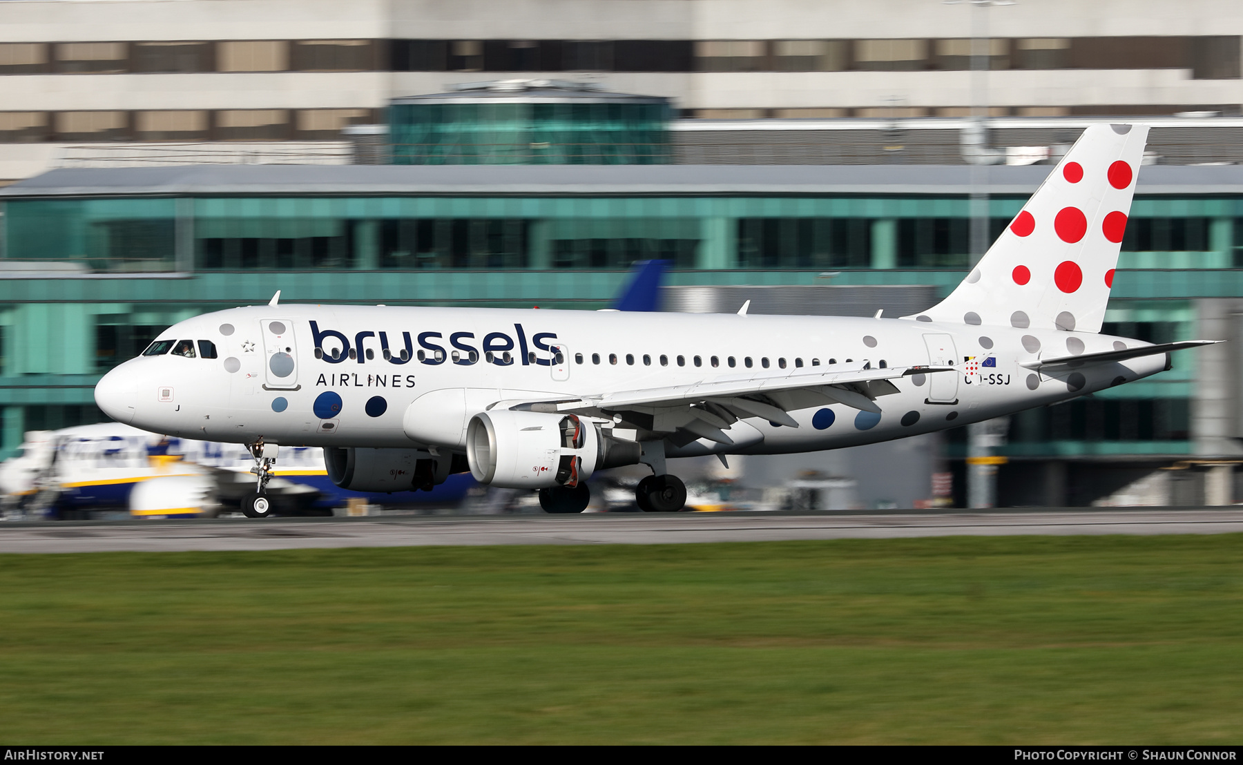 Aircraft Photo of OO-SSJ | Airbus A319-111 | Brussels Airlines | AirHistory.net #615654