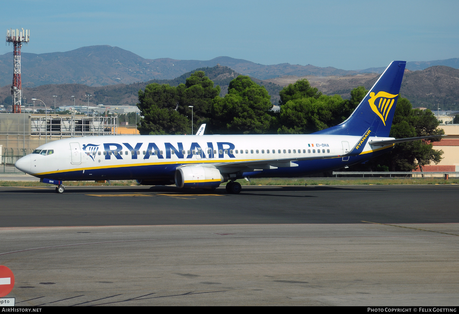Aircraft Photo of EI-DHA | Boeing 737-8AS | Ryanair | AirHistory.net #615670