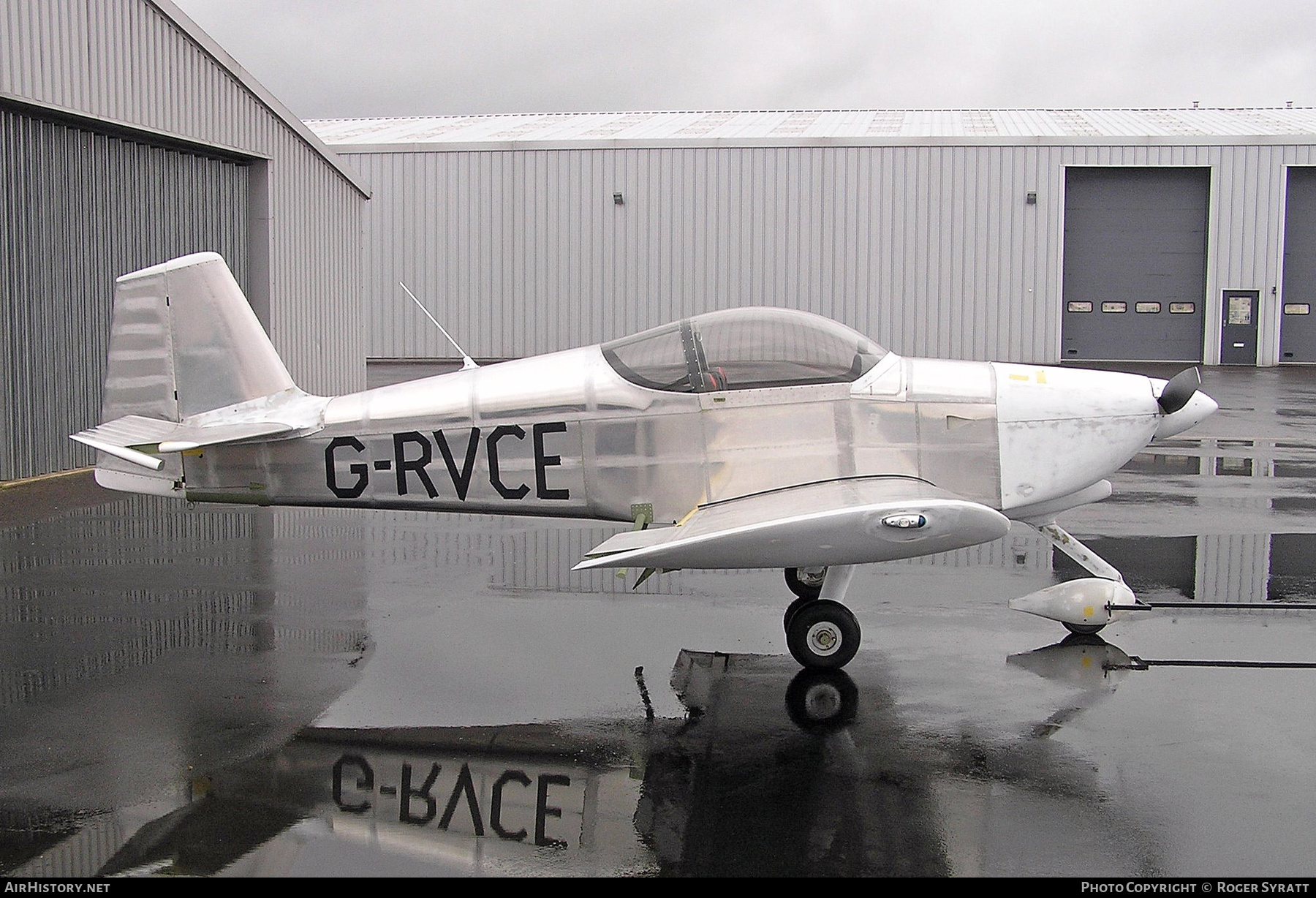 Aircraft Photo of G-RVCE | Van's RV-6A | AirHistory.net #615700
