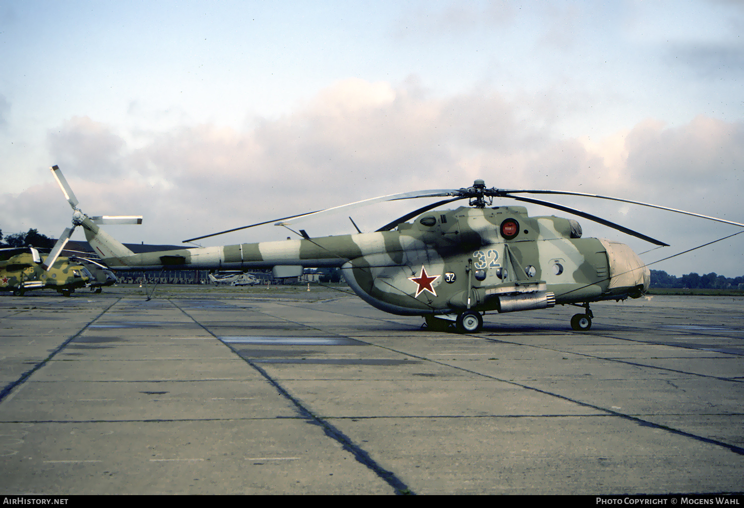 Aircraft Photo of 32 blue | Mil Mi-8 | Russia - Air Force | AirHistory.net #615735