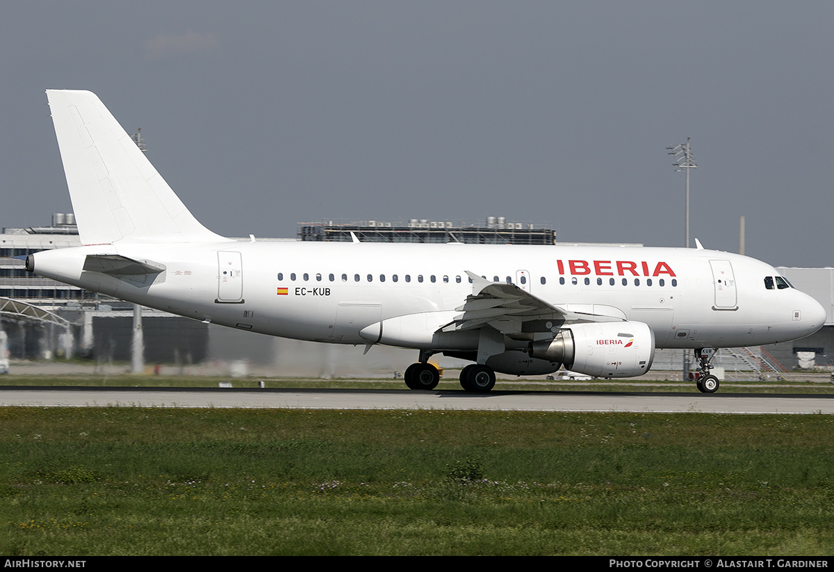 Aircraft Photo of EC-KUB | Airbus A319-111 | Iberia | AirHistory.net #615838