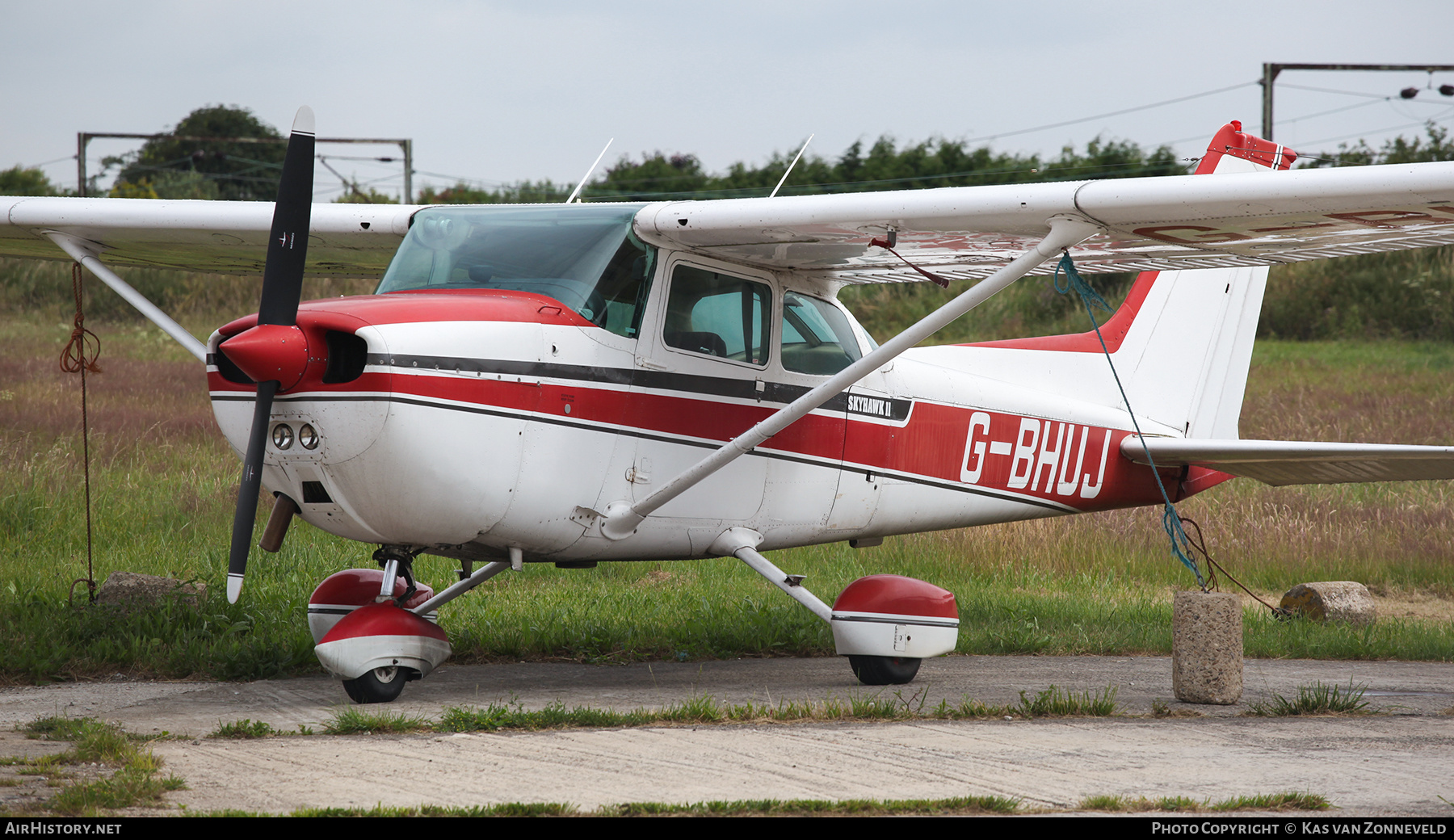 Aircraft Photo of G-BHUJ | Cessna 172N Skyhawk 100 II | AirHistory.net #615848