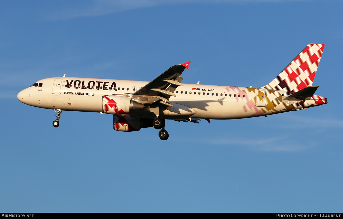 Aircraft Photo of EC-NPC | Airbus A320-214 | Volotea | AirHistory.net #615860