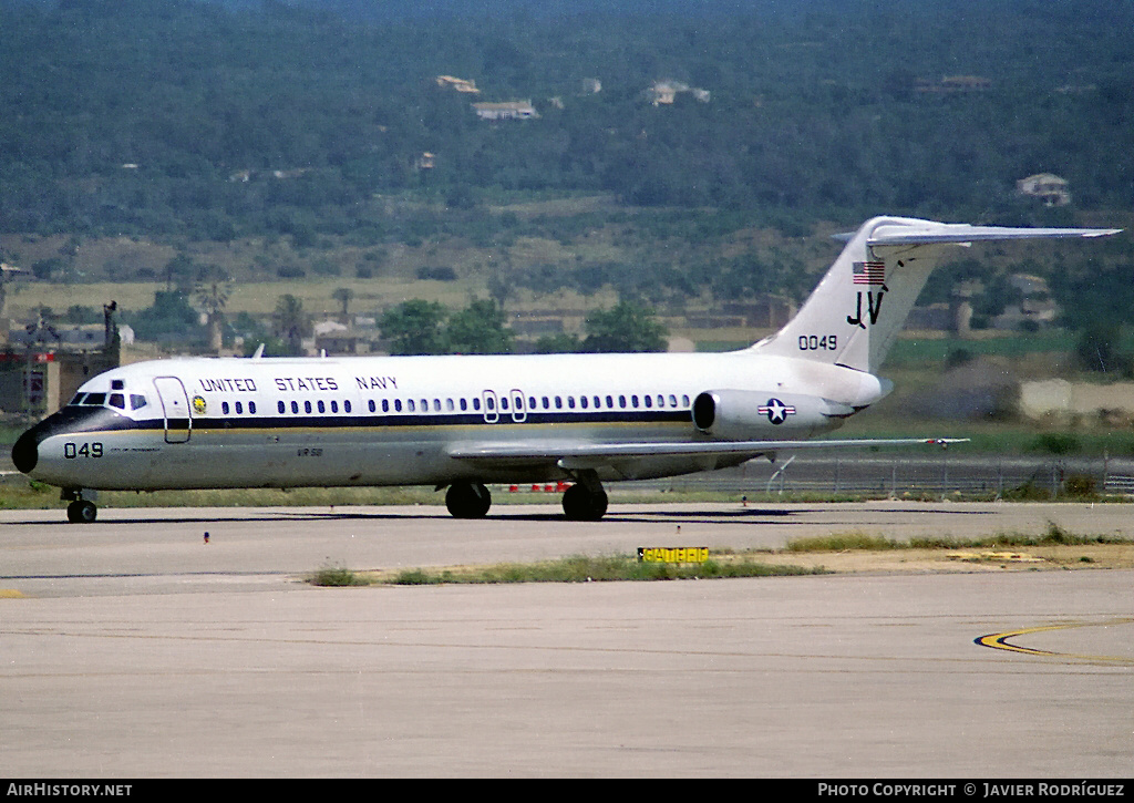 Aircraft Photo of 160049 | McDonnell Douglas C-9B Skytrain II (DC-9-32CF) | USA - Navy | AirHistory.net #615879