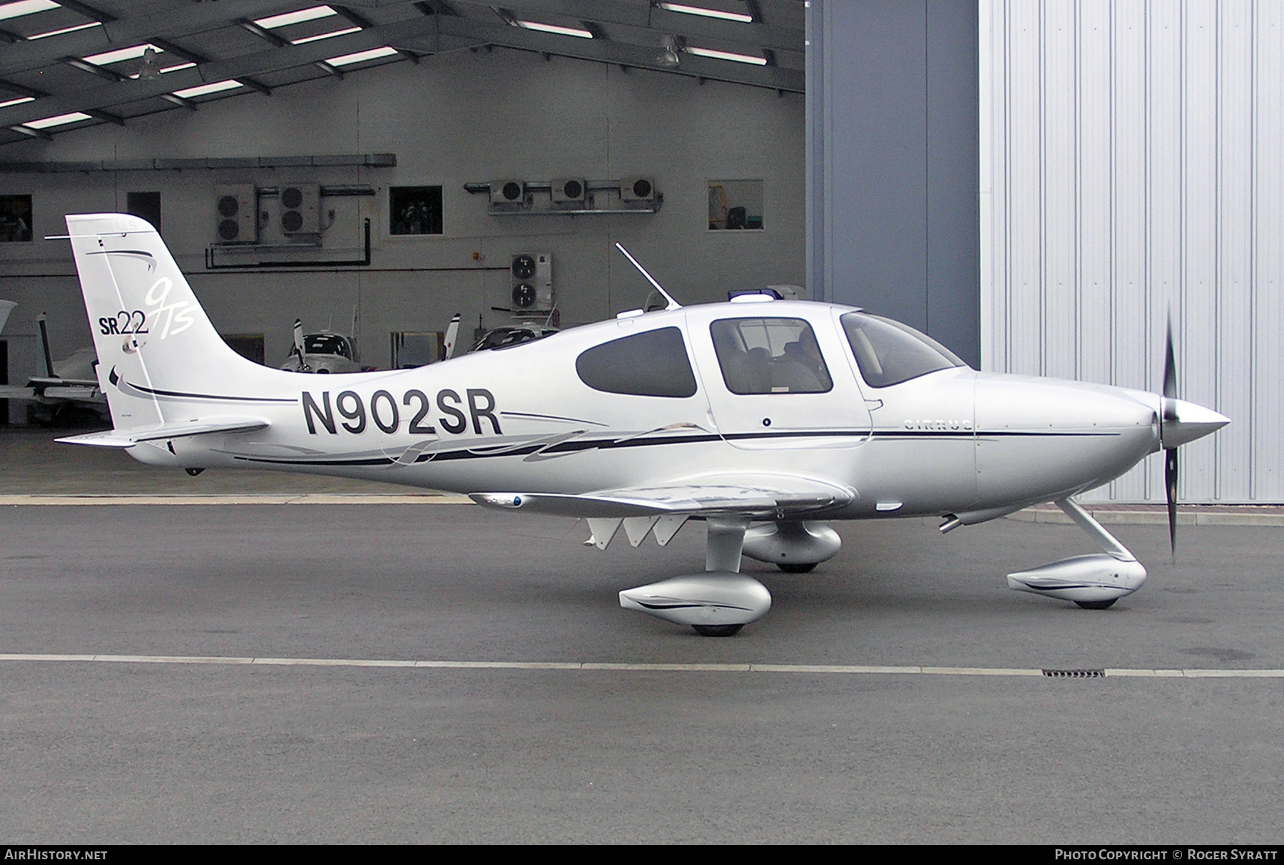 Aircraft Photo of N902SR | Cirrus SR-22 G2-GTS | AirHistory.net #615921