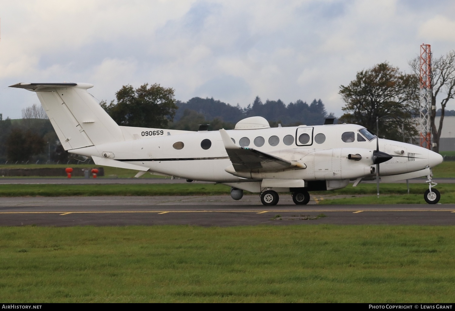 Aircraft Photo of 09-0659 / 090659 | Hawker Beechcraft MC-12W Liberty (350ER) | USA - Air Force | AirHistory.net #615970