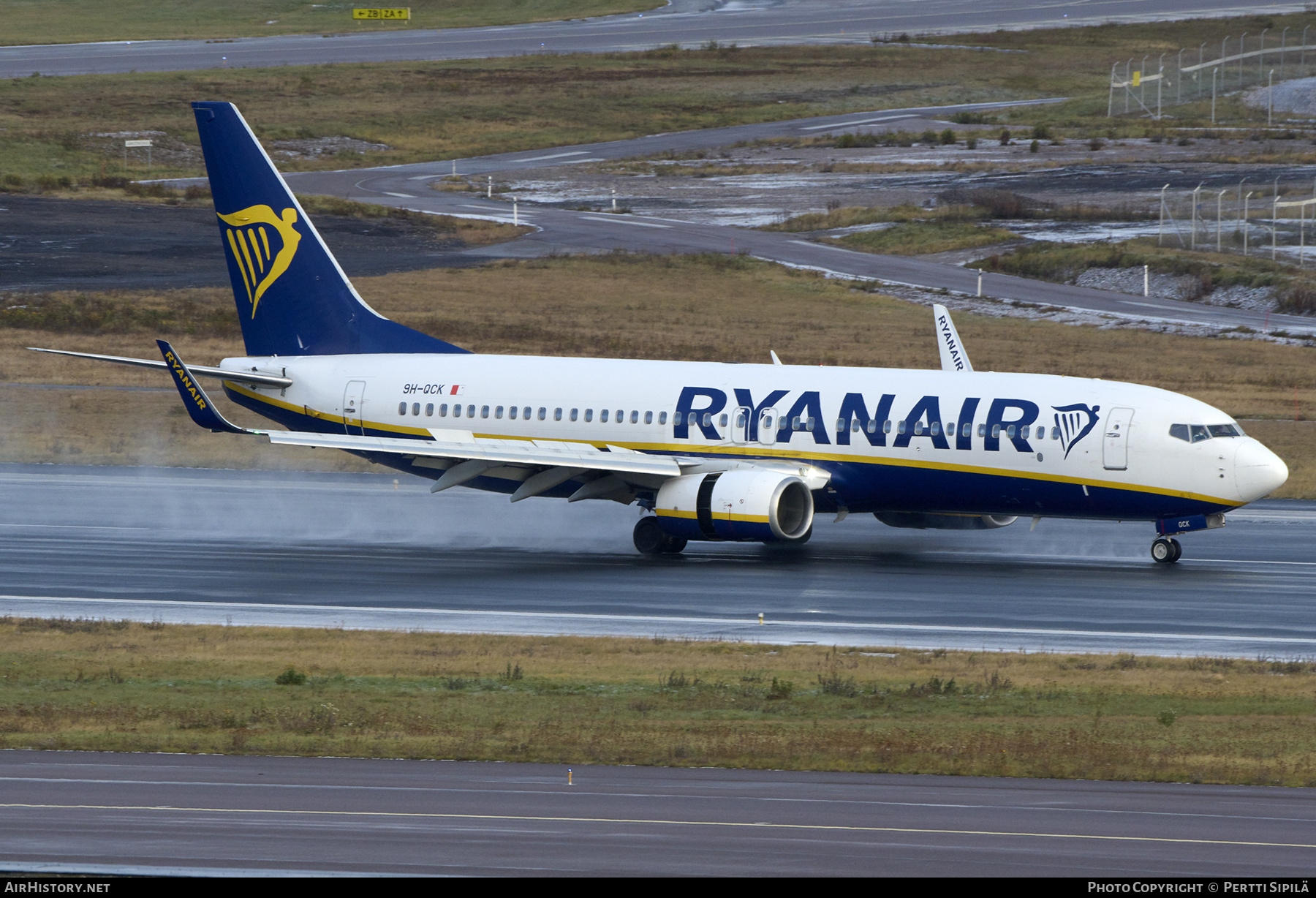 Aircraft Photo of 9H-QCK | Boeing 737-8AS | Ryanair | AirHistory.net #616302