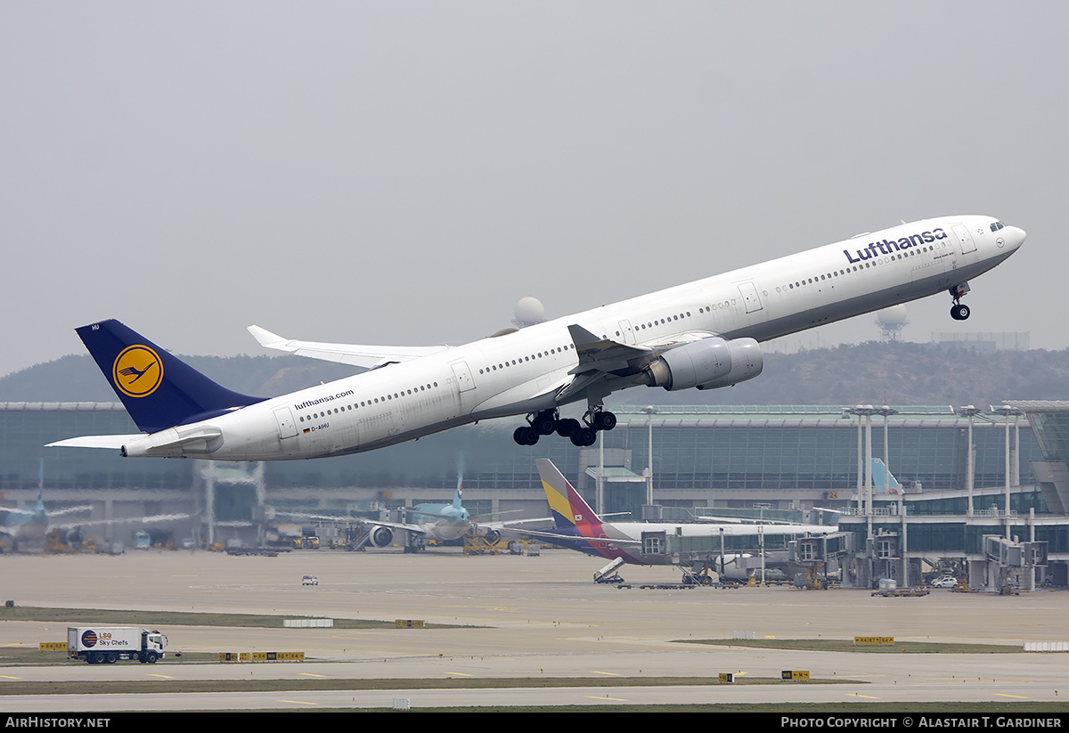 Aircraft Photo of D-AIHU | Airbus A340-642 | Lufthansa | AirHistory.net #616376