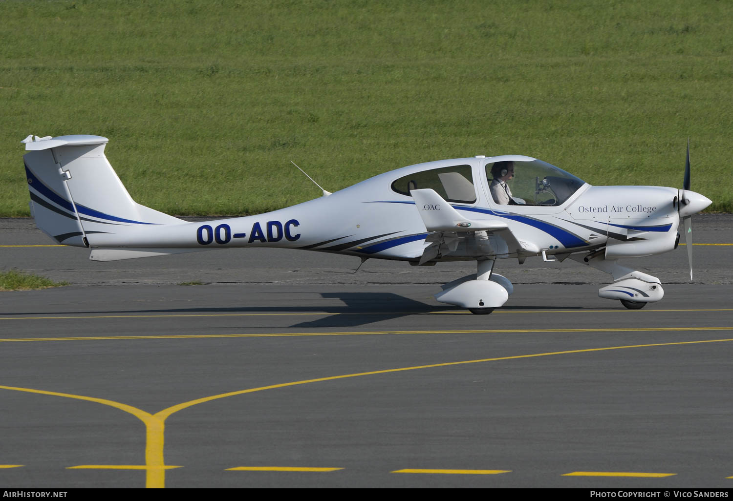 Aircraft Photo of OO-ADC | Diamond DA40 NG Diamond Star | Ostend Air College - OAC | AirHistory.net #616456