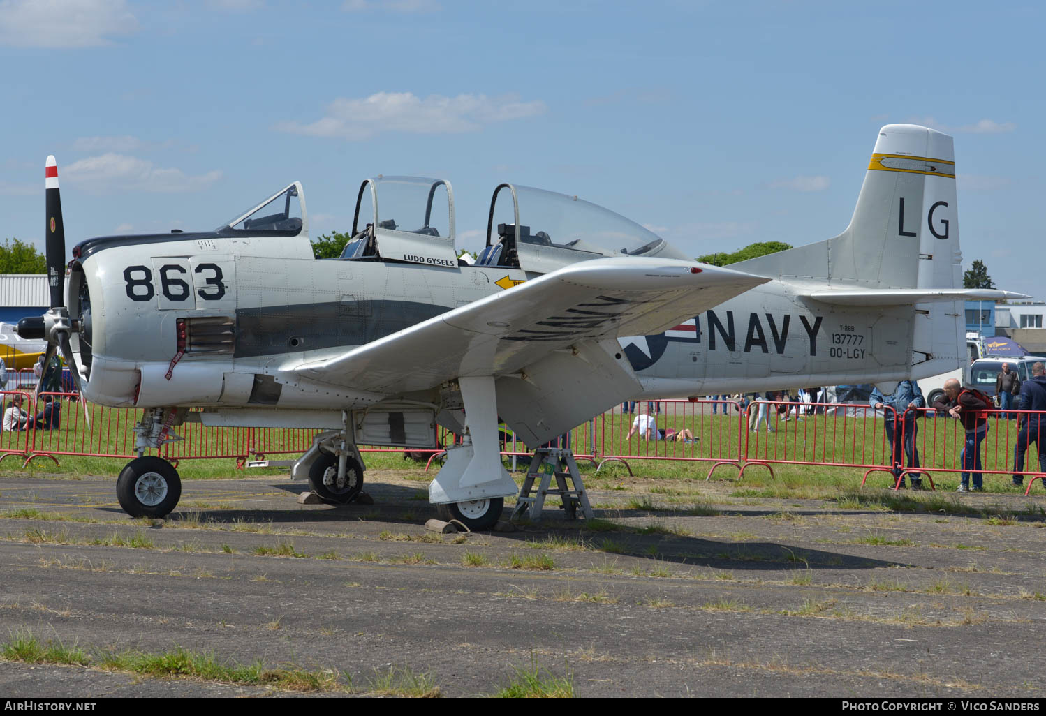 Aircraft Photo of OO-LGY / 137777 | North American T-28B Trojan | USA - Navy | AirHistory.net #616462