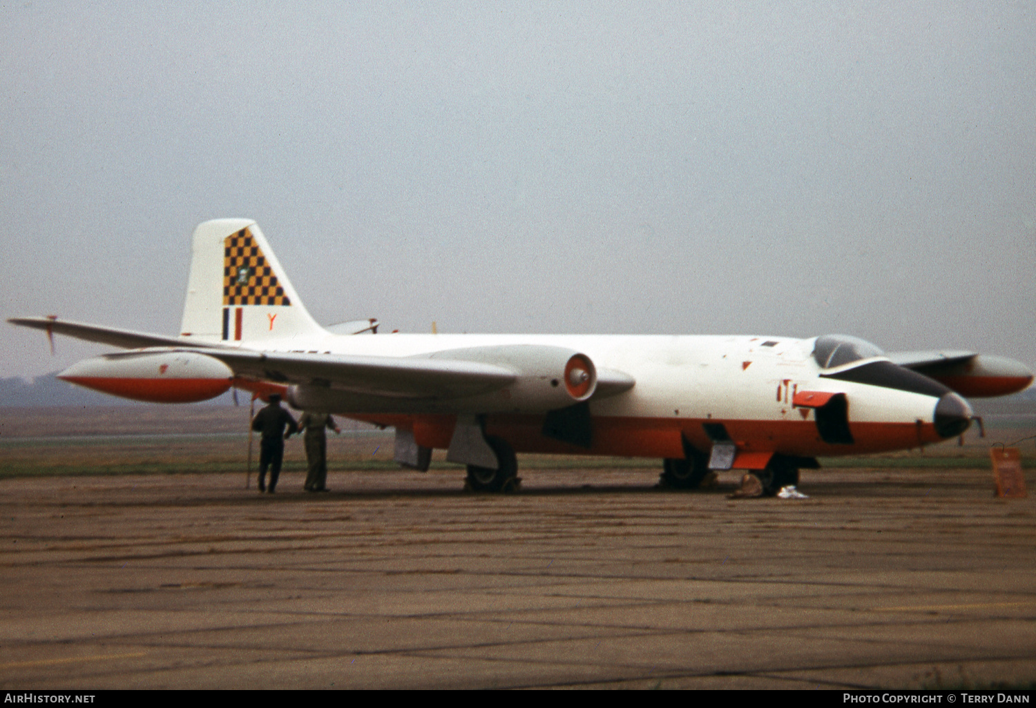 Aircraft Photo of WJ753 | English Electric Canberra B2 | UK - Air Force | AirHistory.net #616598