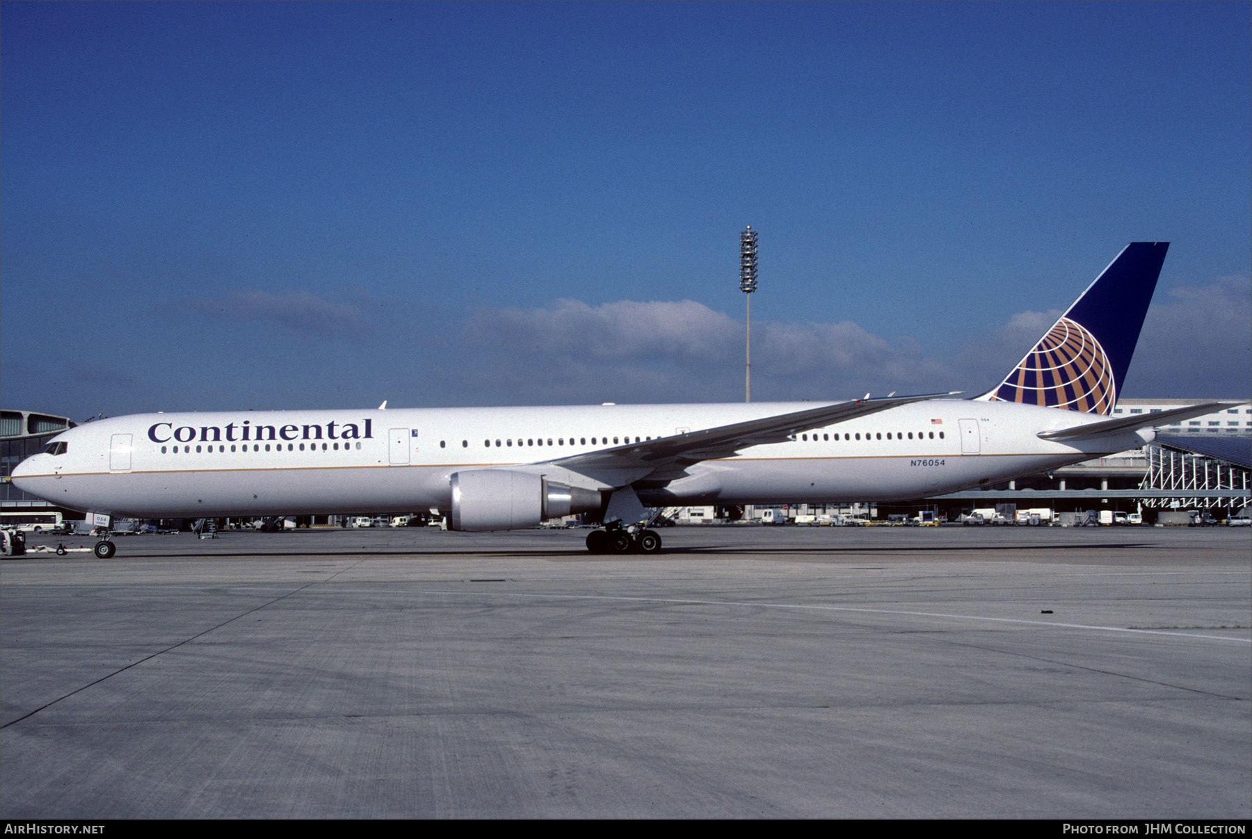 Aircraft Photo of N76054 | Boeing 767-424/ER | Continental Airlines | AirHistory.net #616702