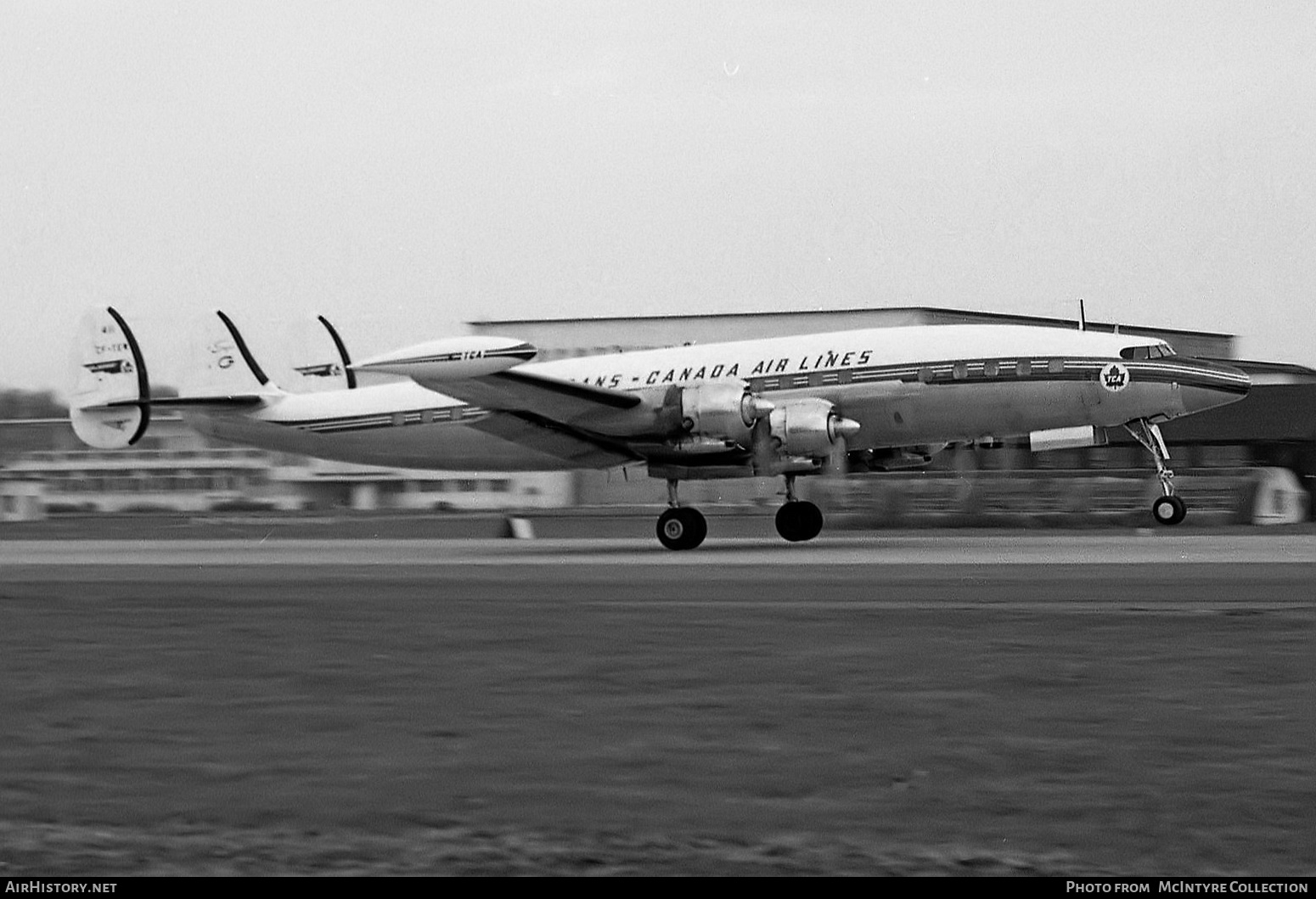 Aircraft Photo of CF-TEW | Lockheed L-1049G Super Constellation | Trans-Canada Air Lines - TCA | AirHistory.net #616735