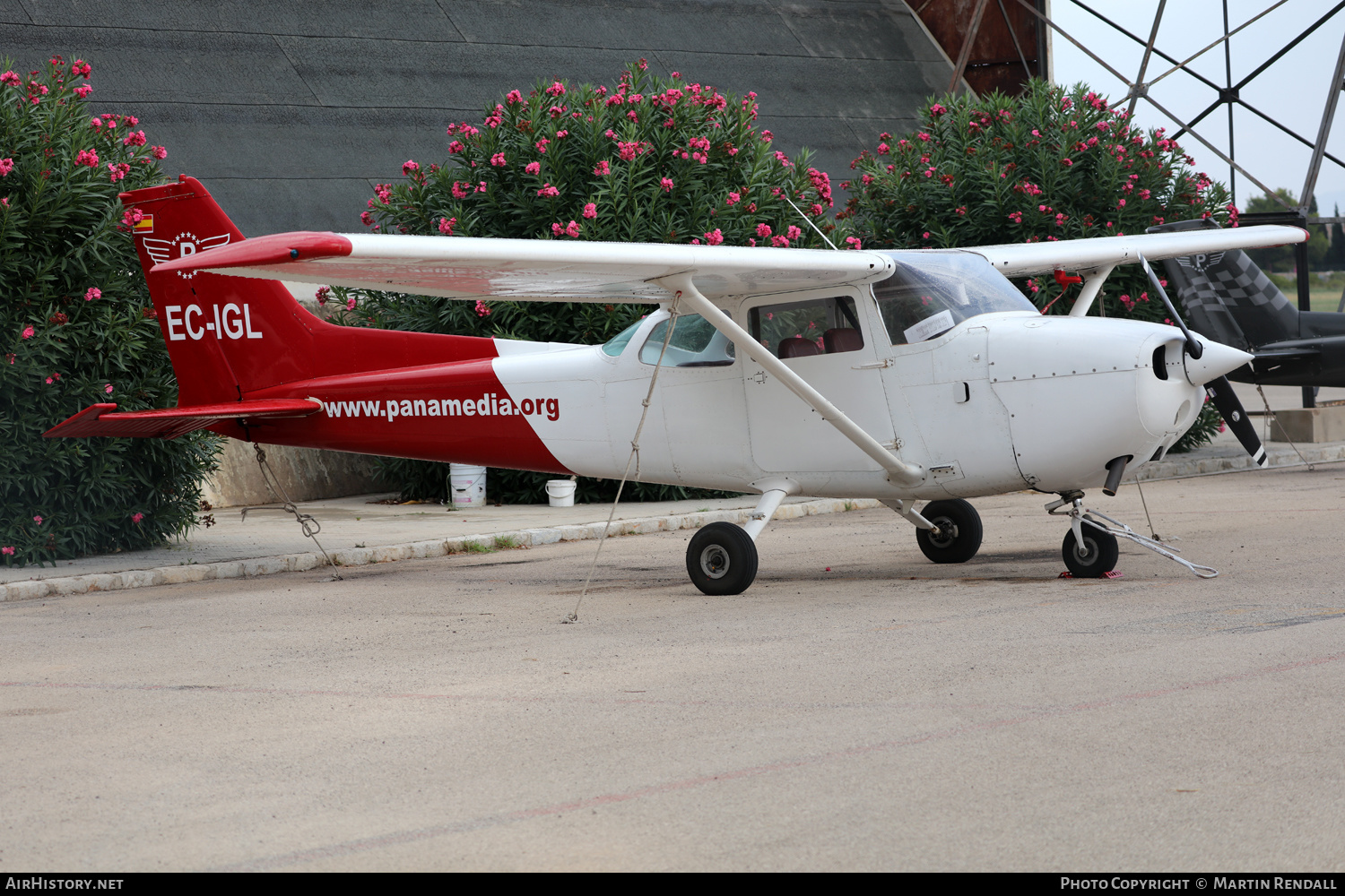 Aircraft Photo of EC-IGL | Cessna 172N Skyhawk | AirHistory.net #616785