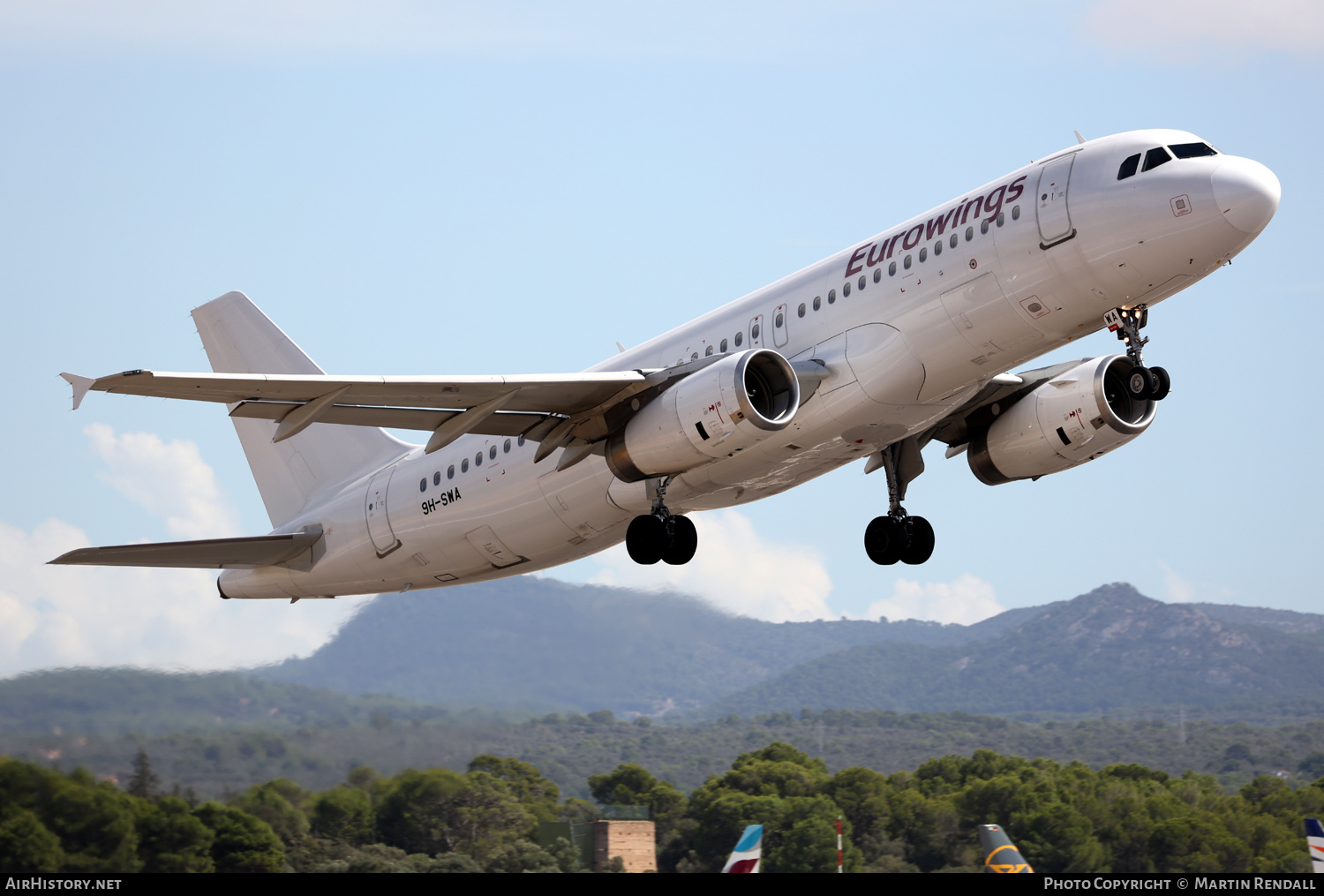 Aircraft Photo of 9H-SWA | Airbus A320-232 | Eurowings | AirHistory.net #616836