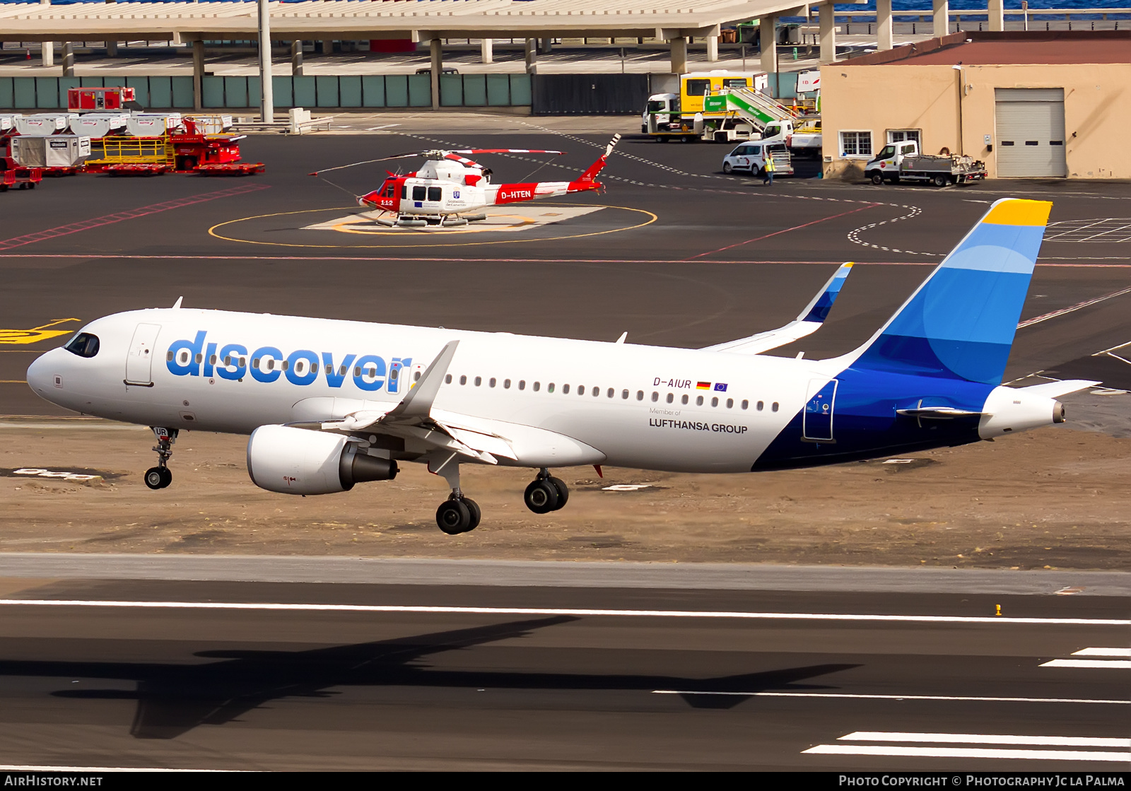 Aircraft Photo of D-AIUR | Airbus A320-214 | Discover Airlines | AirHistory.net #616847