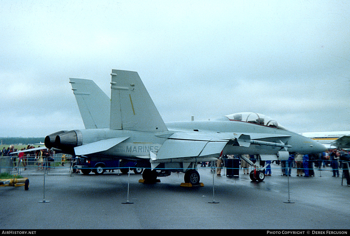 Aircraft Photo of 160784 | McDonnell Douglas F/A-18B Hornet | USA - Navy | AirHistory.net #616894
